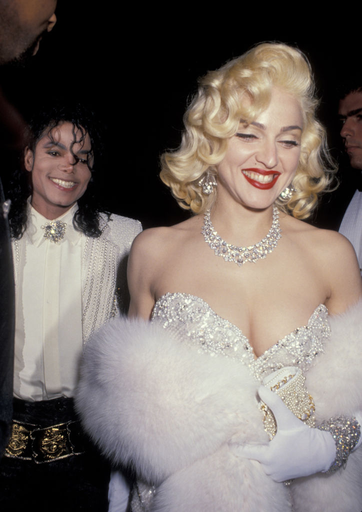 Michael Jackson und Madonna bei der 63rd Annual Academy Awards After Party im Spago's am 25. März 1991 | Quelle: Getty Images