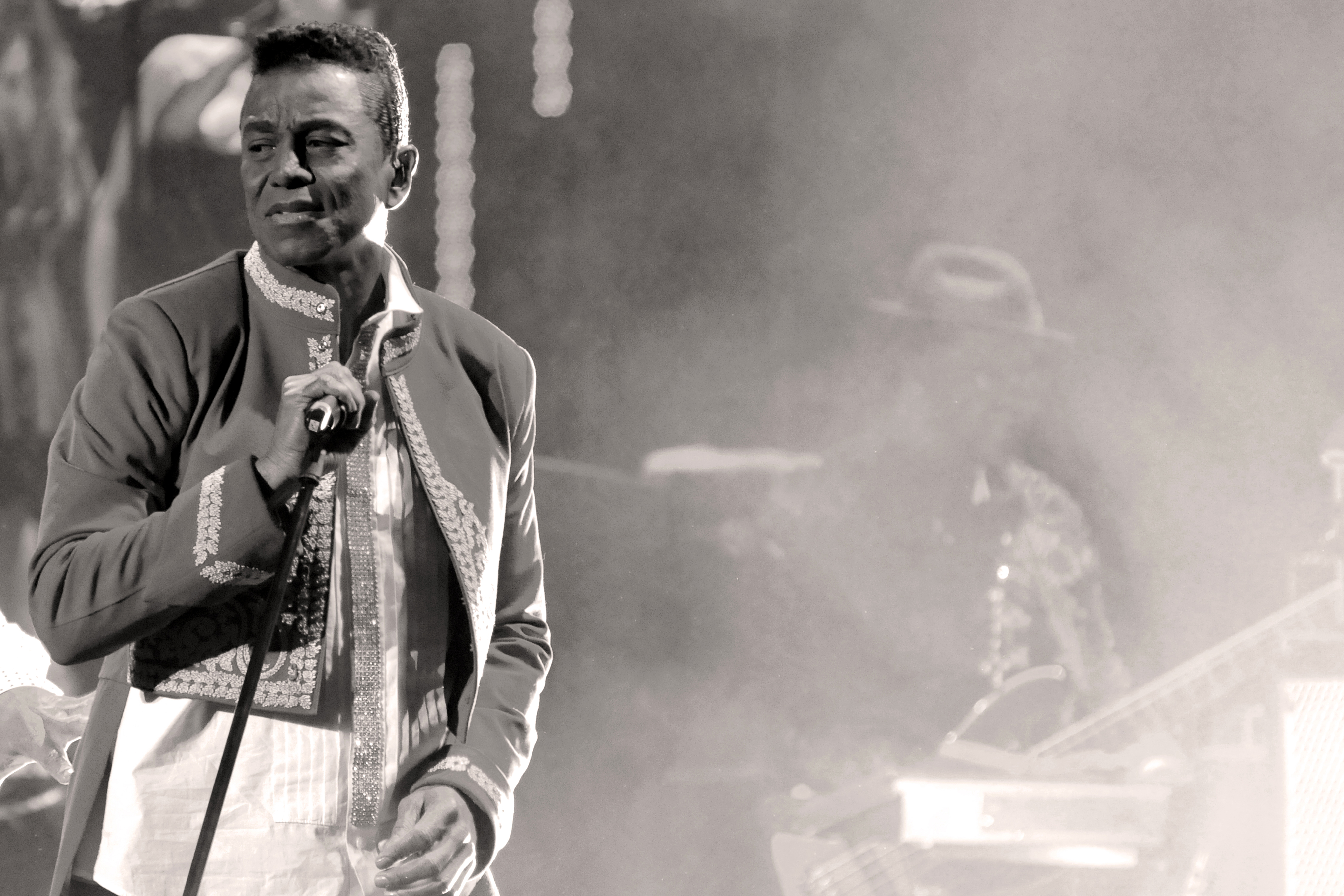 Jermaine Jackson bei einem Auftritt im Manchester Apollo am 27. Februar 2013 in England. | Quelle: Getty Images