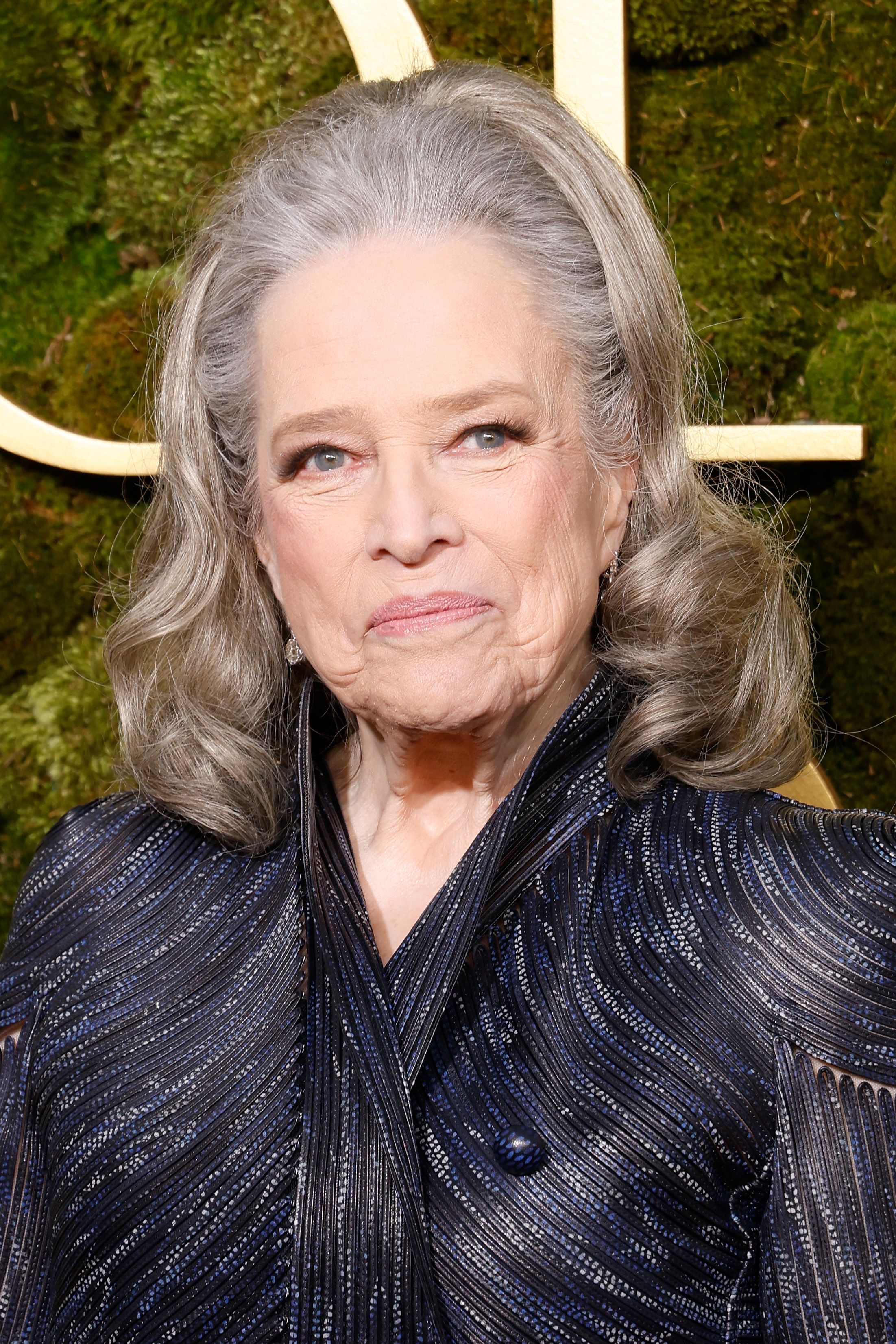 Kathy Bates besucht die Golden Globe Awards 2025 im The Beverly Hilton in Beverly Hills, Kalifornien, am 5. Januar 2025 | Quelle: Getty Images