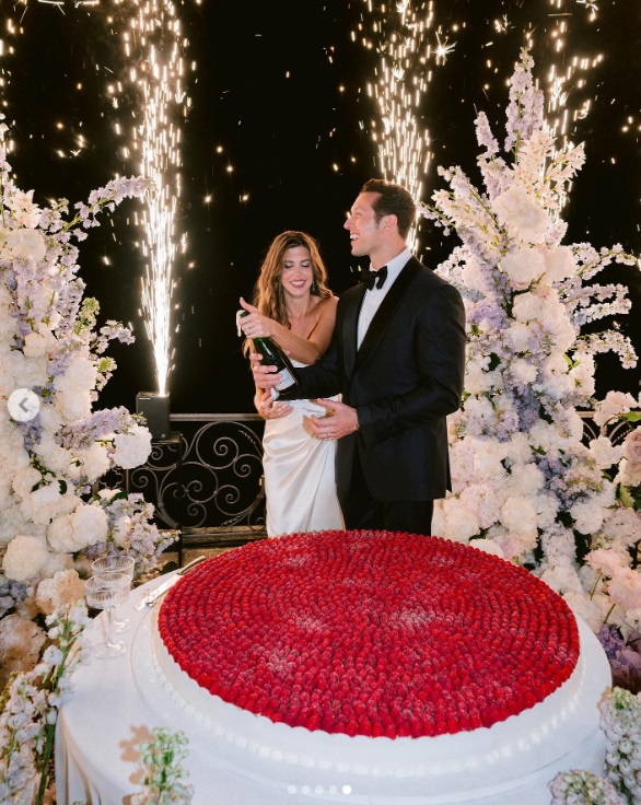 Die Hochzeit von Jessica Carter Altman und Ross Uhrich am 28. Mai 2023 am Comer See, Italien | Quelle: Instagram/jessica.carter.altman