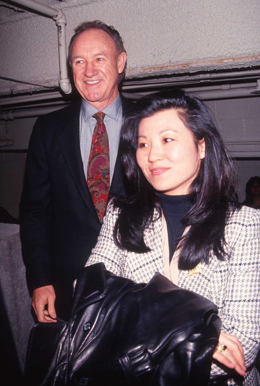 Gene Hackman und Betsy Arakawa bei der Verleihung der DW Griffith Awards am 24. Februar 1992 | Quelle: Getty Images