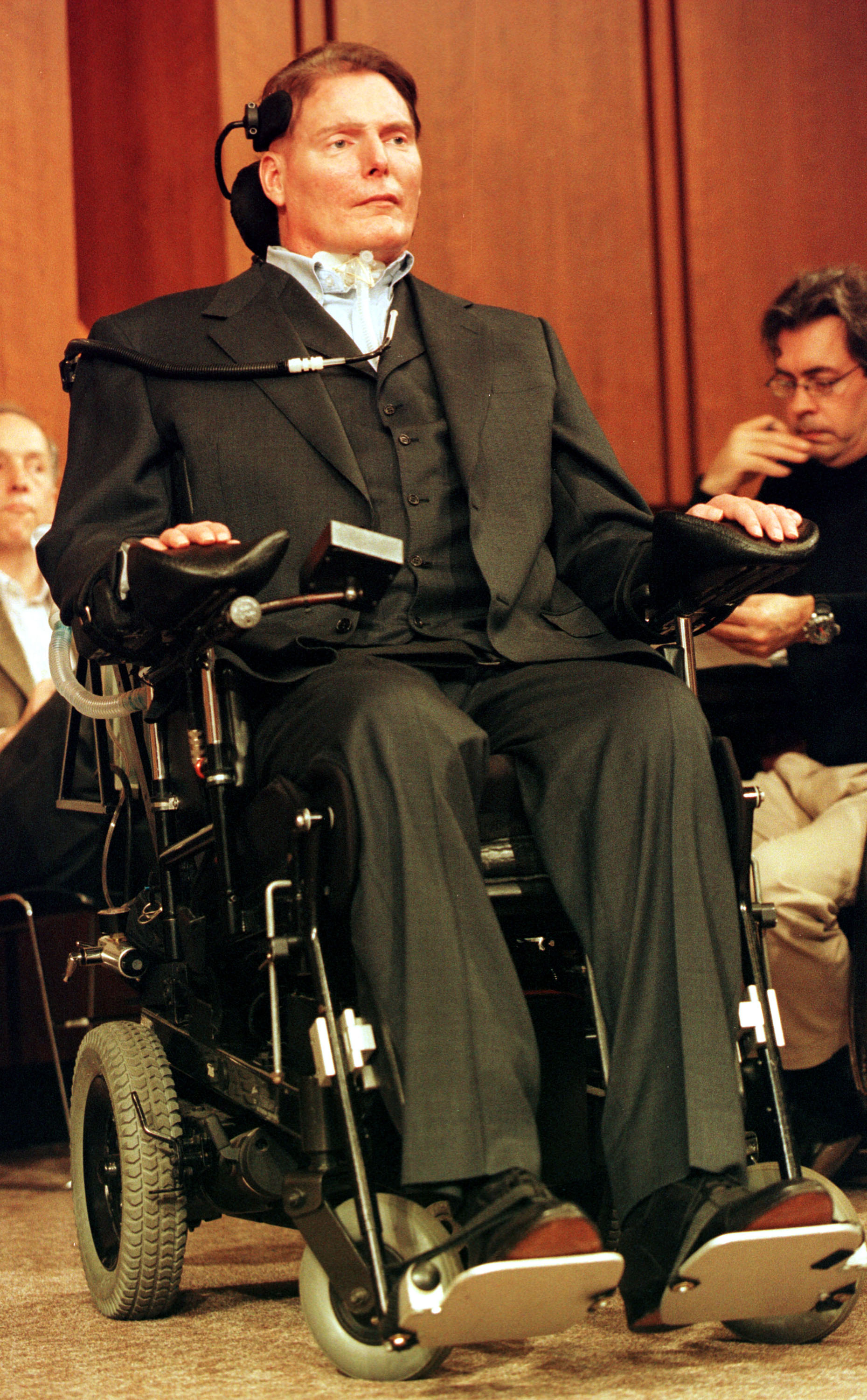 Christopher Reeve vor einer Anhörung auf dem Capitol Hill am 26. April 2000 in Washington, DC. | Quelle: Getty Images