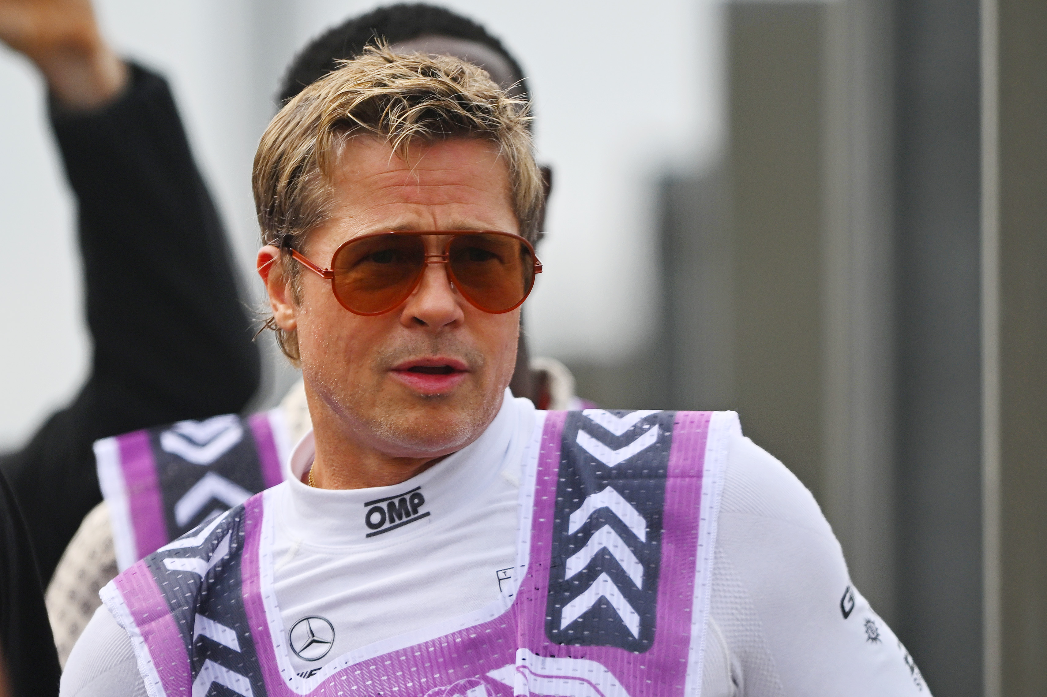 Brad Pitt beim Training vor dem Großen Preis der Formel 1 von Belgien am 26. Juli 2024 in Spa. | Quelle: Getty Images