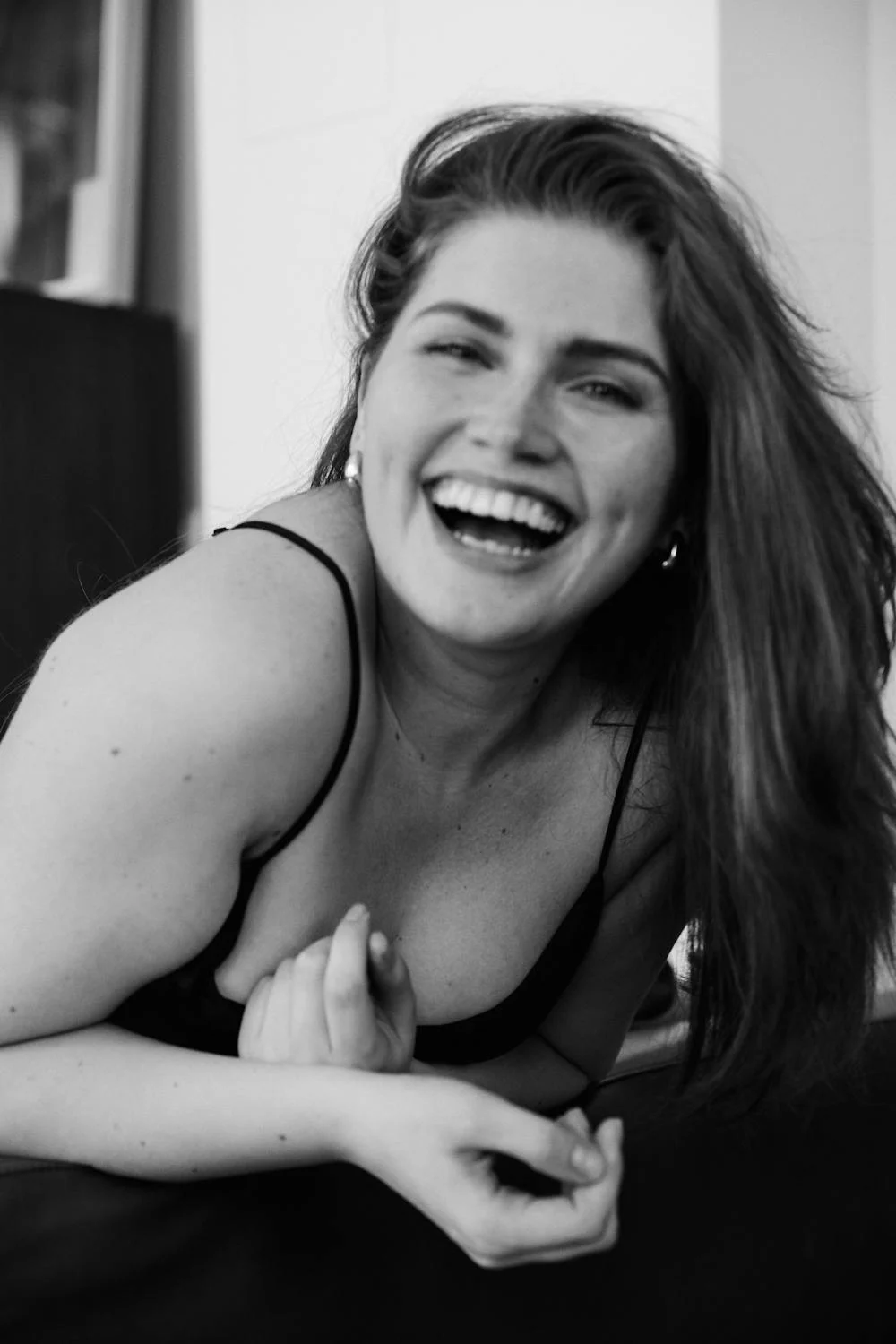 Eine lachende Frau | Quelle: Pexels