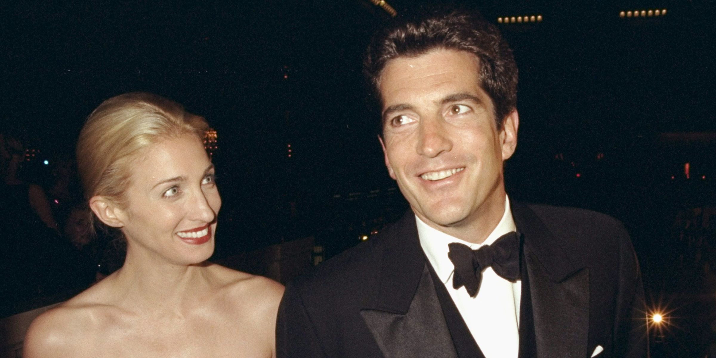 Carolyn Bessette und John F. Kennedy Jr. | Quelle: Getty Images