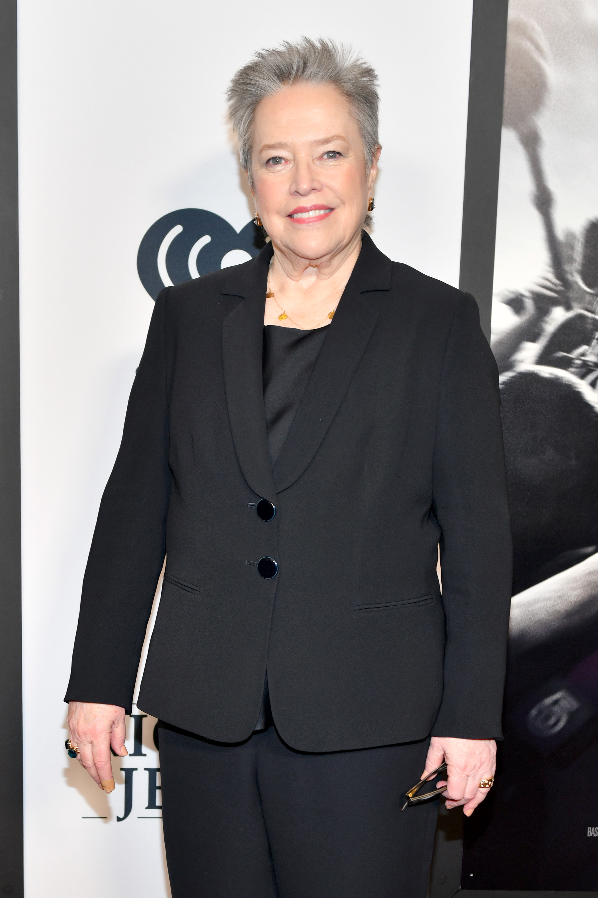 Kathy Bates bei der Vorführung von "Richard Jewell" in Atlanta, Georgia am 10. Dezember 2019 | Quelle: Getty Images