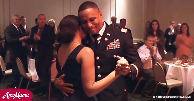 Ein Vizeleutnant überraschte seine Tochter bei ihrem Vater-Tochter-Tanz