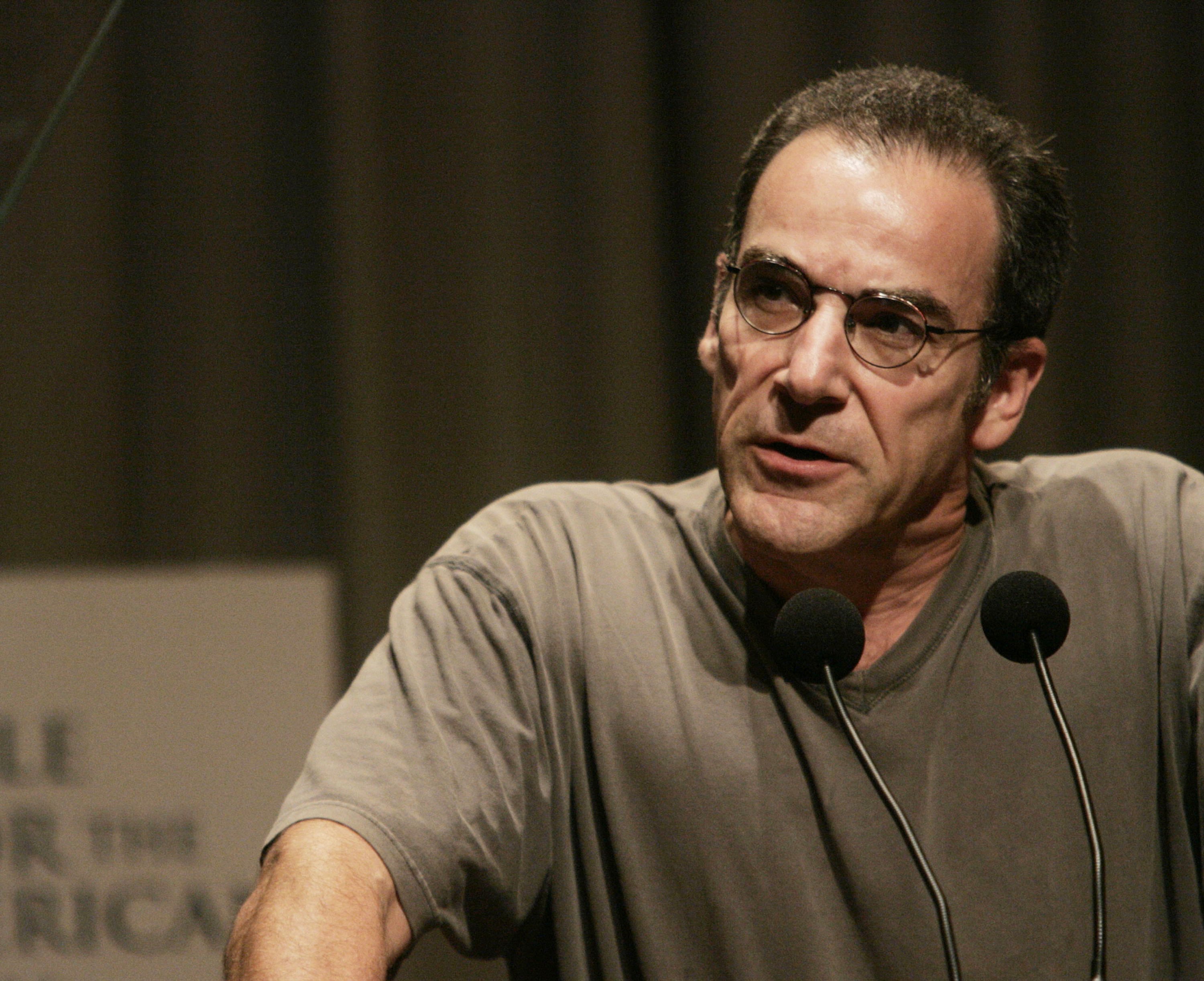 Mandy Patinkin, U.S. Constitution at Cooper Union, 2004 | Quelle: Getty Images