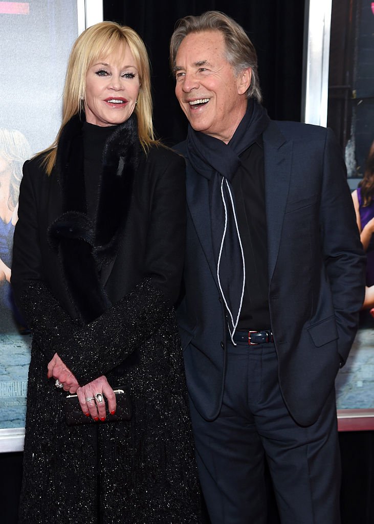 Die Schauspieler Melanie Griffith (L) und Don Johnson besuchen die New Yorker Premiere von "How To Be Single" im NYU Skirball Center am 3. Februar 2016 in New York City. | Quelle: Getty Images