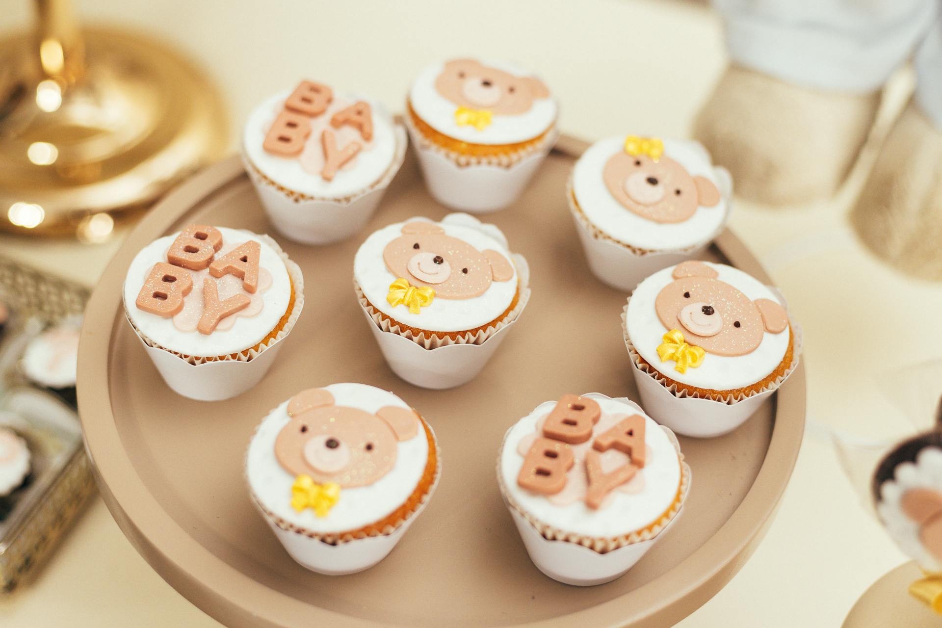 Cupcakes für eine Babyparty | Quelle: Pexels