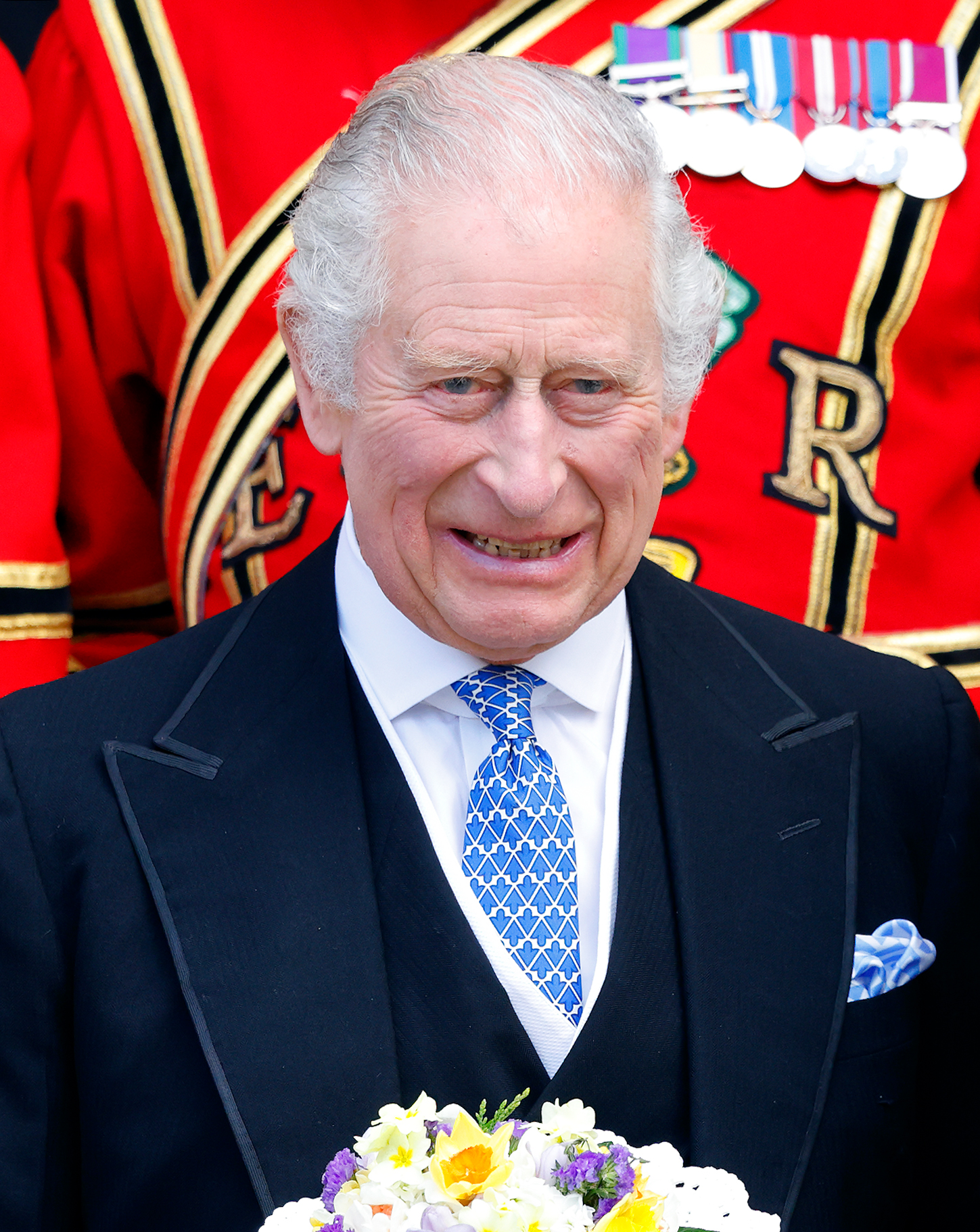 König Charles III. nimmt am 6. April 2023 in York, England, am königlichen Maundy-Gottesdienst im York Minster teil. | Quelle: Getty Images