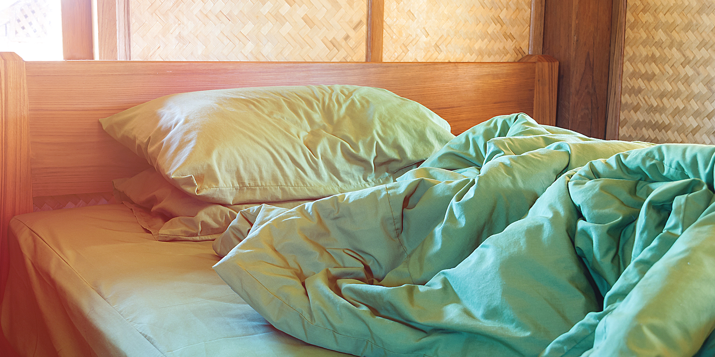 Ungemachtes Bett | Quelle: Shutterstock