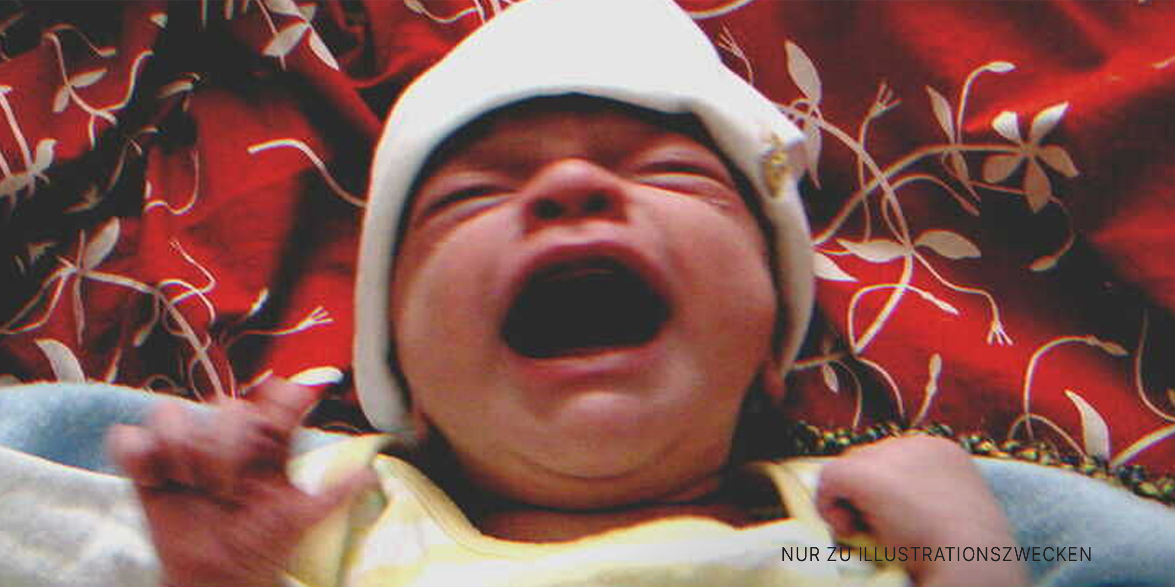 Ein neugeborenes Baby weint | Quelle: Flickr.com/"Crying" (CC BY-SA 2.0) von rabble