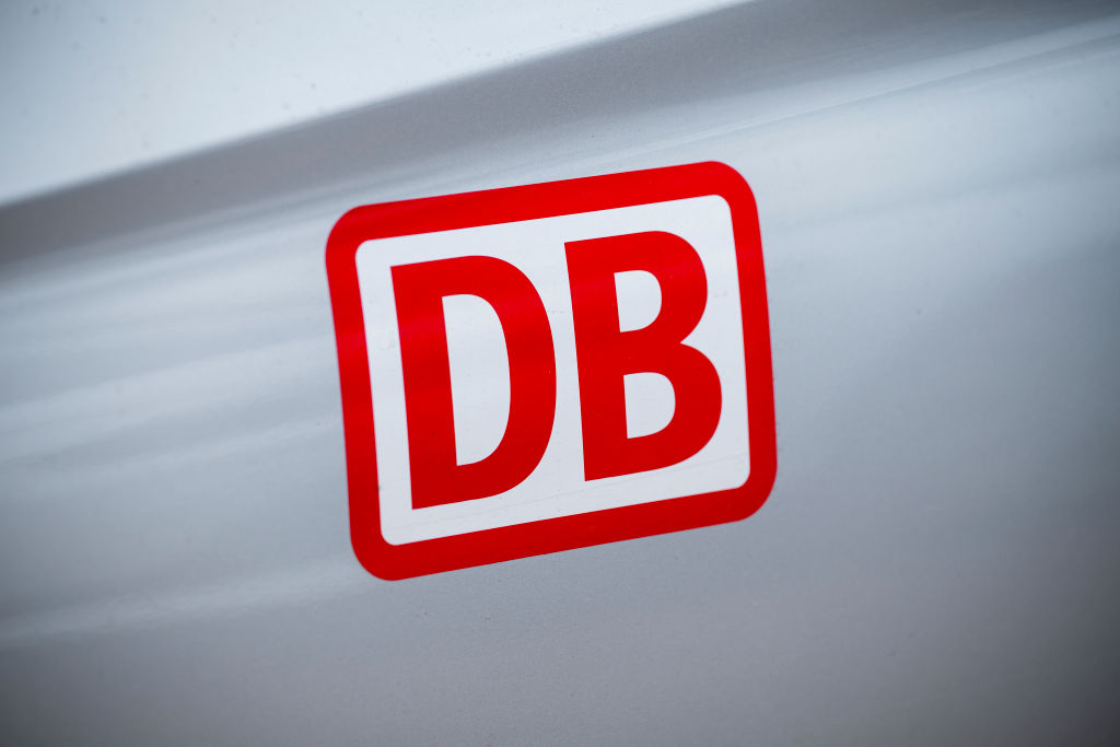 Das Logo der Deutschen Bahn | Quelle: Getty Images