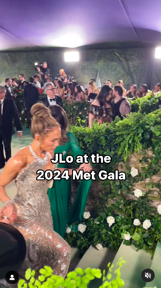 Jennifer Lopez bei der diesjährigen Met Gala, gepostet am 9. Mai 2024 | Quelle: Instagram/heyitsanika