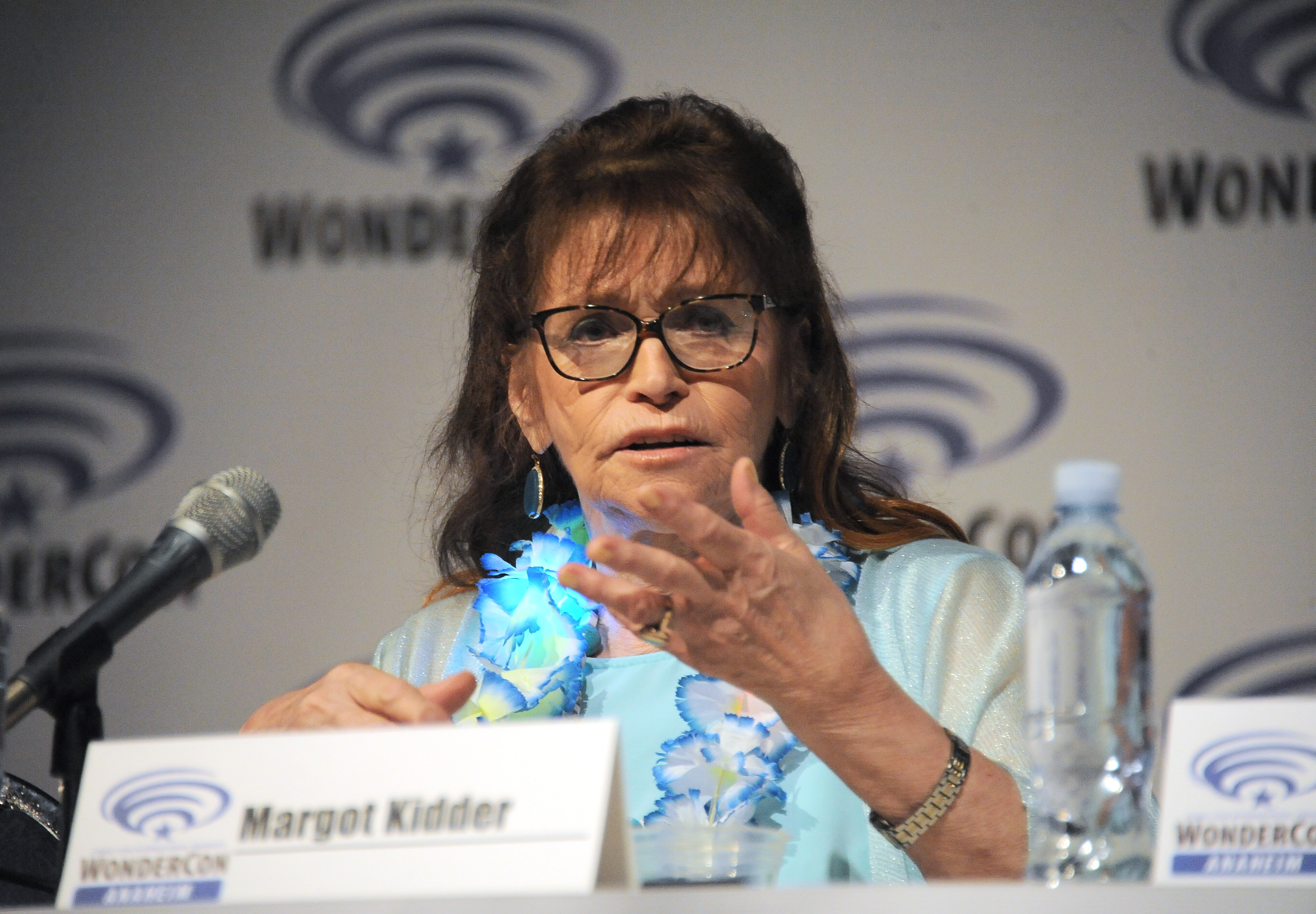 Margot Kidder im Anaheim Convention Center am 4. April 2015 | Quelle: Getty Images