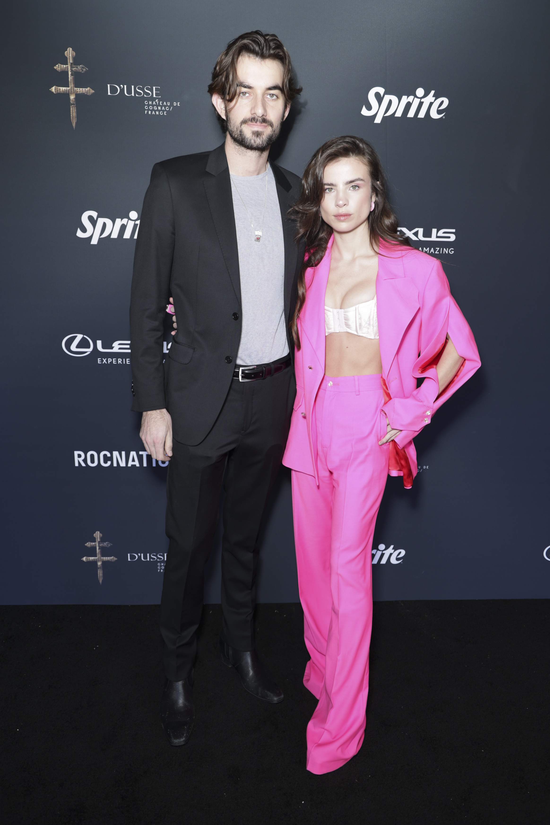 Conor Kennedy und Giulia Be bei Roc Nation's The Brunch in Bel Air, Kalifornien am 4. Februar 2023 | Quelle: Getty Images