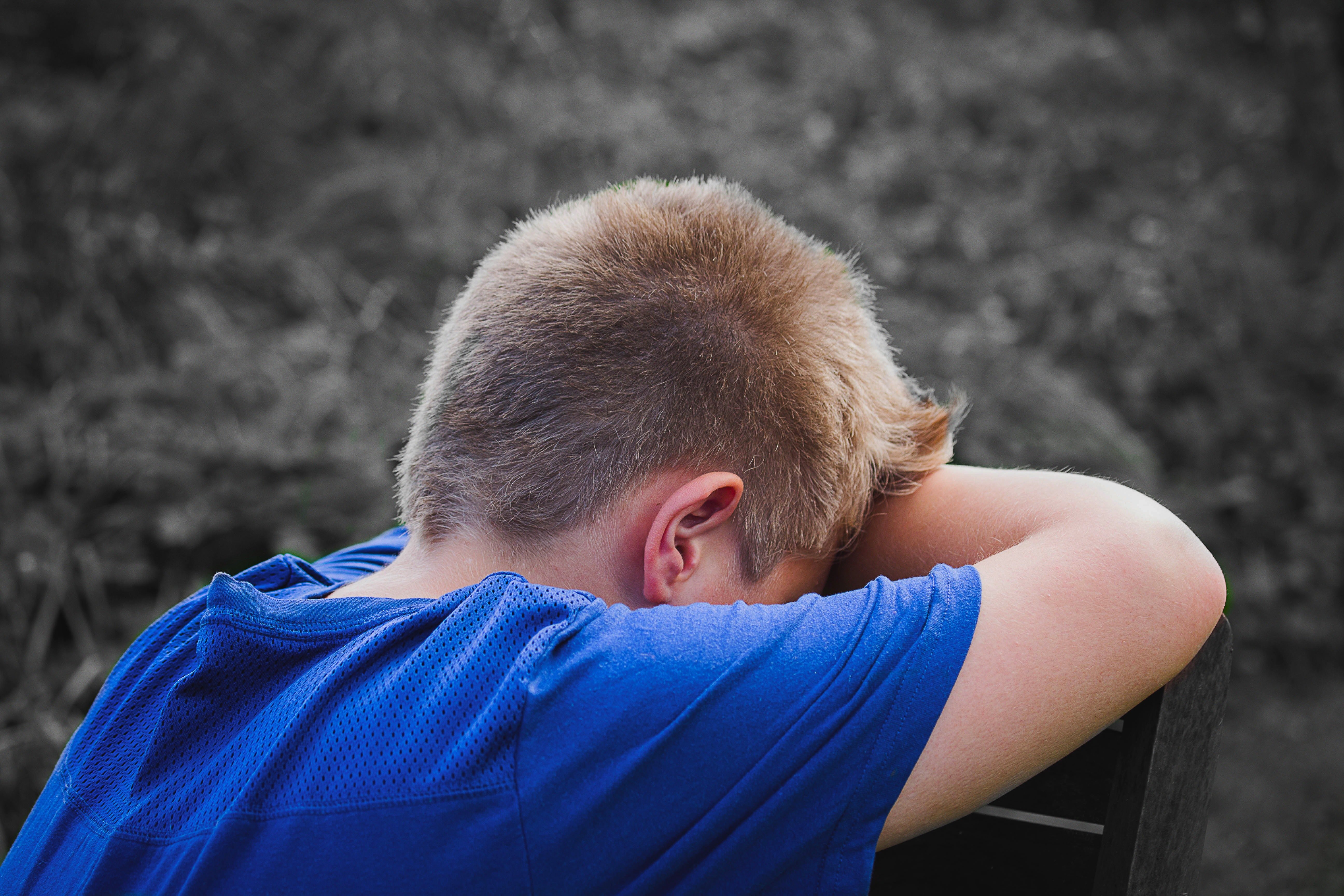 Lenny wurde von seinen Freunden oft wegen der Arbeit seines Papas verspottet. | Quelle: Pexels