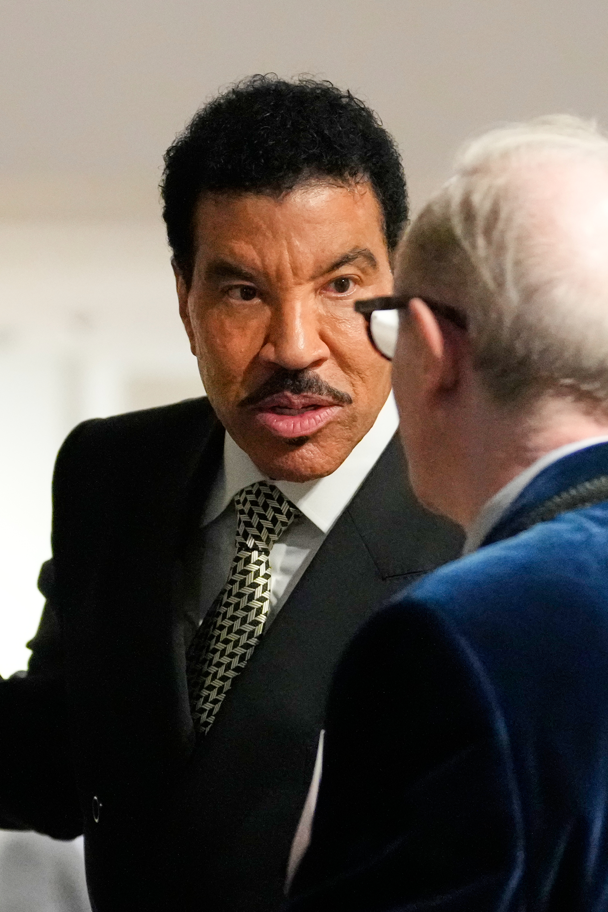 Lionel Richie nahm im April 2026 während des Staatsbesuchs von König Charles III. und Königin Camilla in den USA an einem kulturellen Empfang in New York City teil. Die Veranstaltung fand im Vorfeld eines vollgepackten Sommerprogramms mit zahlreichen Auftritten des Sängers statt. | Quelle: Getty Images