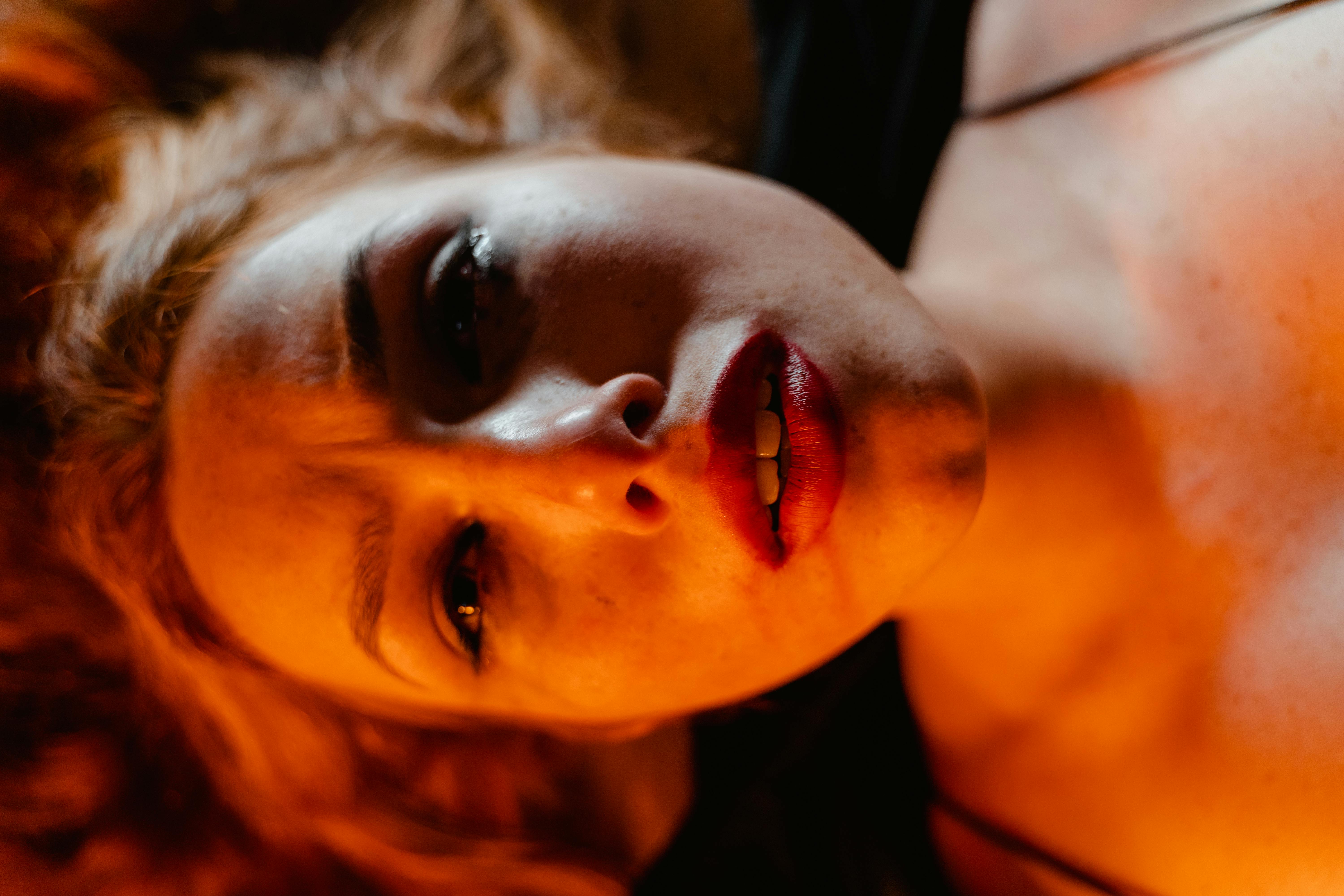 Eine aufgebrachte Frau | Quelle: Pexels
