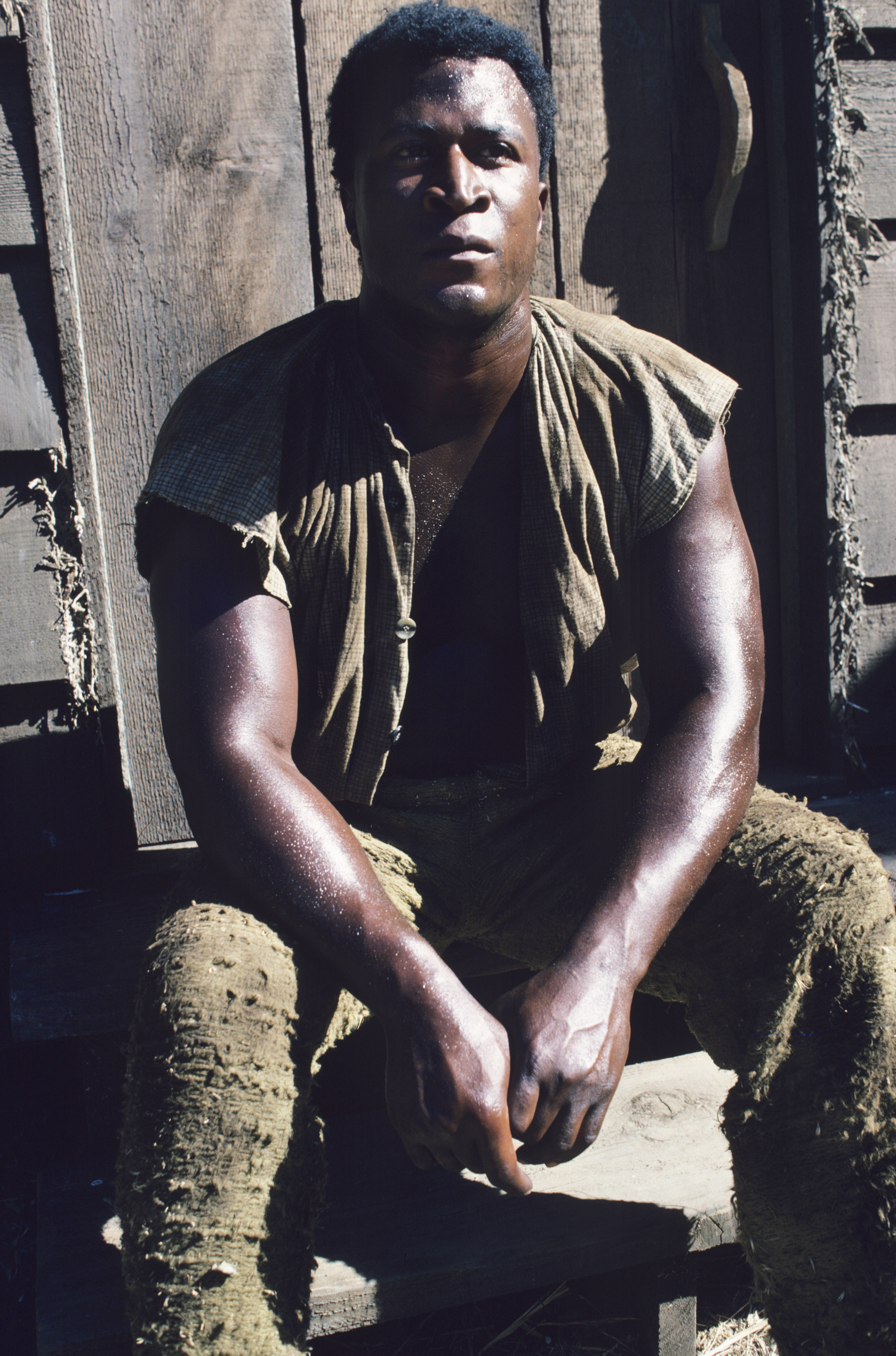 John Amos als Kunta Kinte in "Roots" von 1977 | Quelle: Getty Images