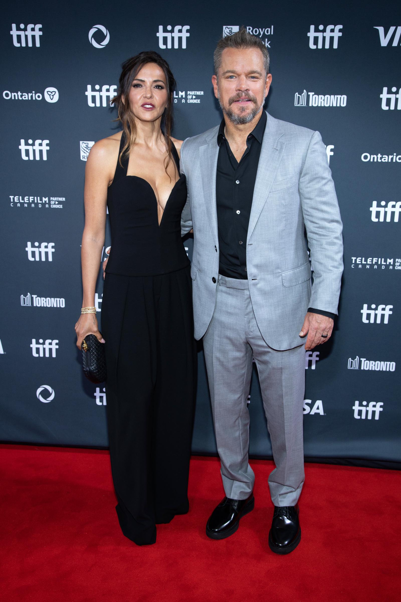 Luciana Barroso und Matt Damon bei der Premiere von "Unstoppable" während des TIFF 2024 in Toronto, Kanada am 6. September 2024 | Quelle: Getty Images