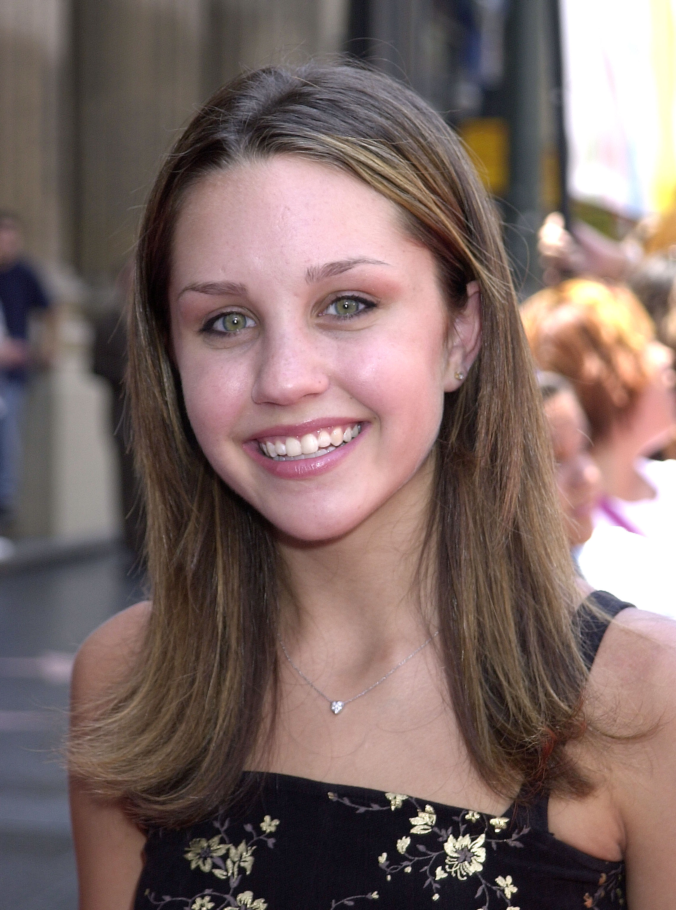 Amanda Bynes bei der Premiere von "The Princess Diaries" am 29. Juli 2001. | Quelle: Getty Images