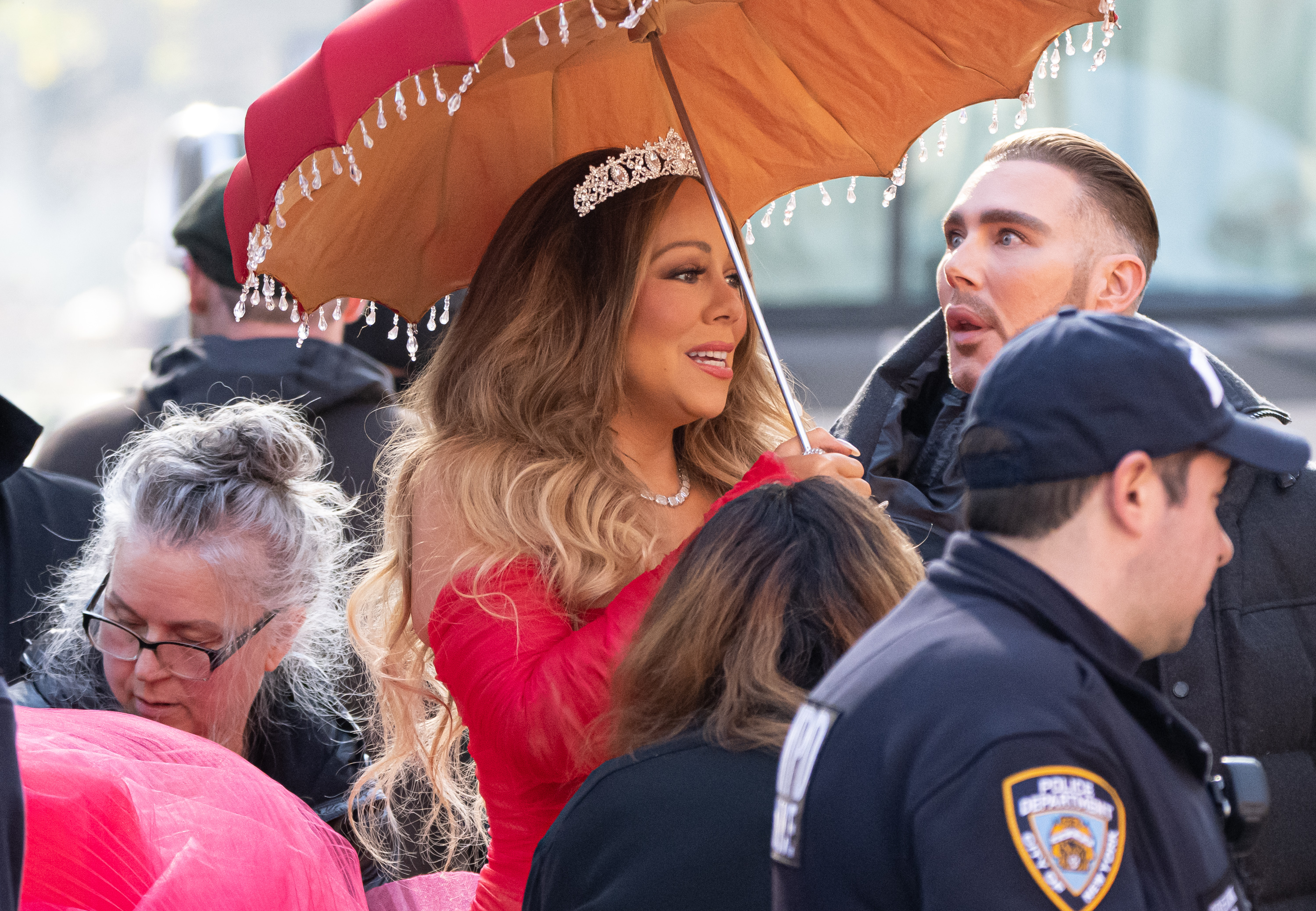 Mariah Carey besucht die Macy's Thanksgiving Day Parade 2022 am 24. November 2022 in New York City. | Quelle: Getty Images