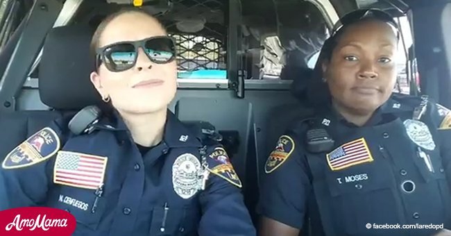 Ein Video, wo zwei Beamtinnen zu einem berühmten Lied singen wurde im Internet viral (Video)