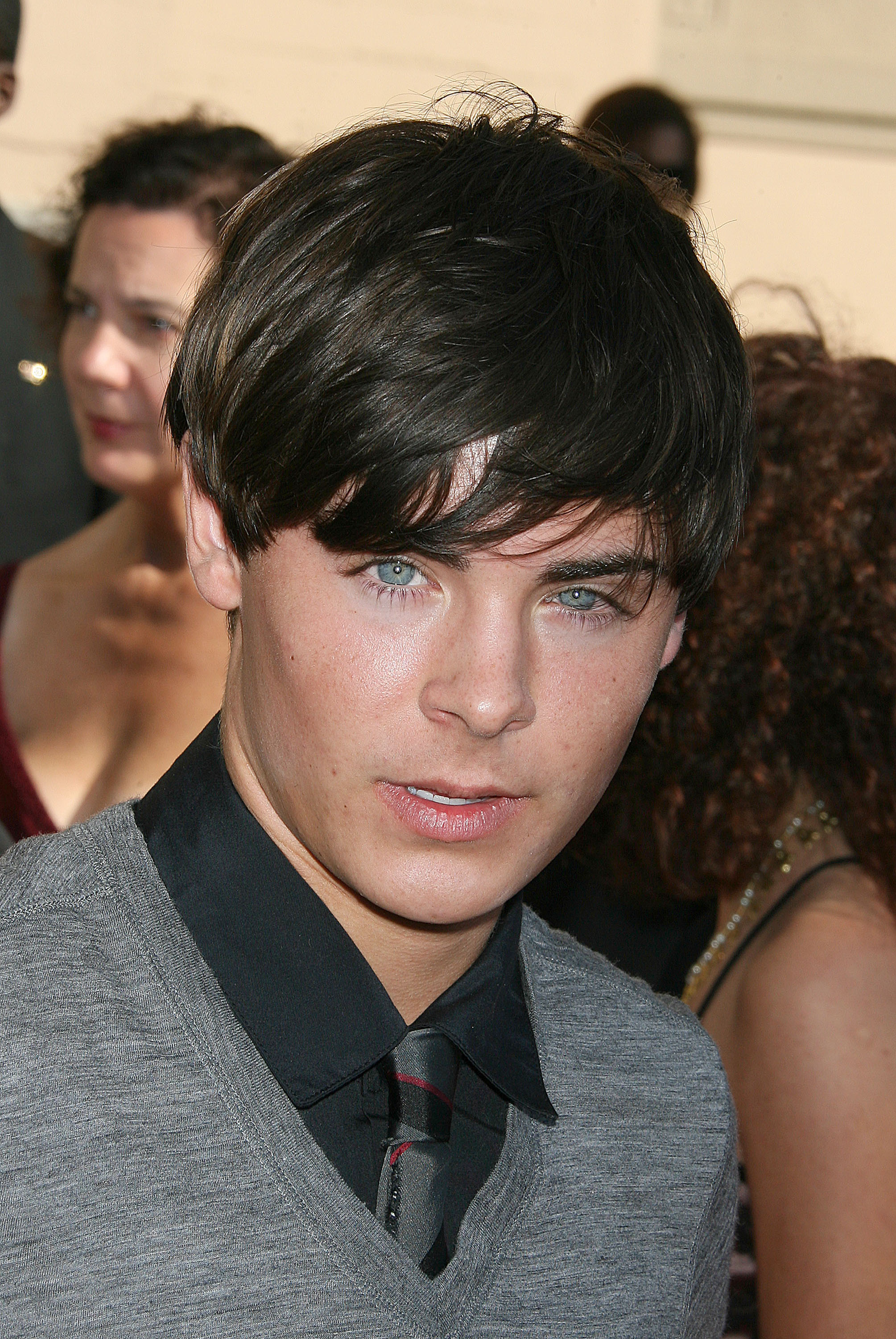 Zac Efron bei den 58th Annual Creative Arts Emmy Awards in Los Angeles, Kalifornien, am 19. August 2006 | Quelle: Getty Images