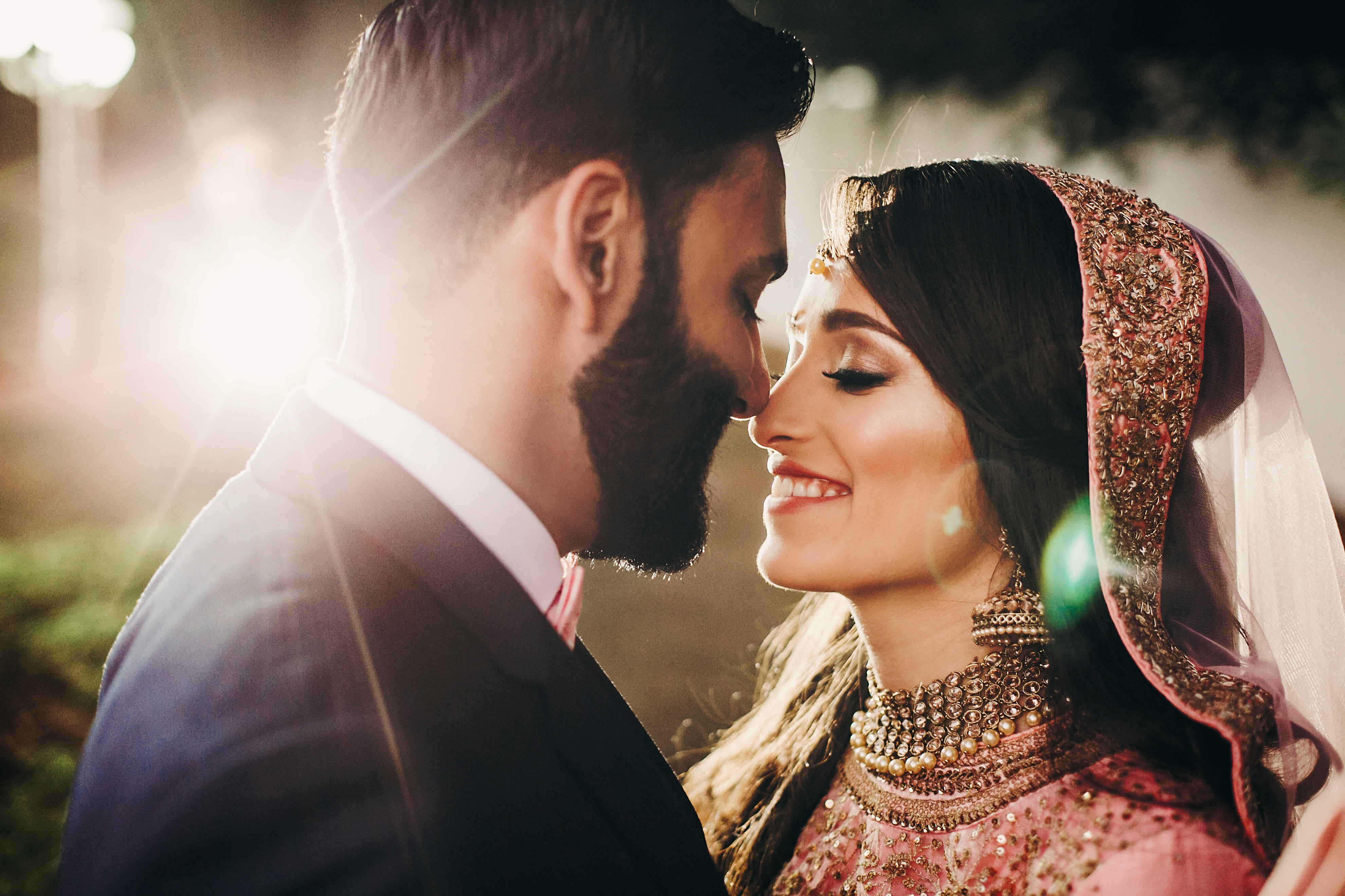Was die Mutter nicht wusste, war, dass ihr Sohn eine traditionelle indische Hochzeit feiern würde. | Quelle: Shutterstock