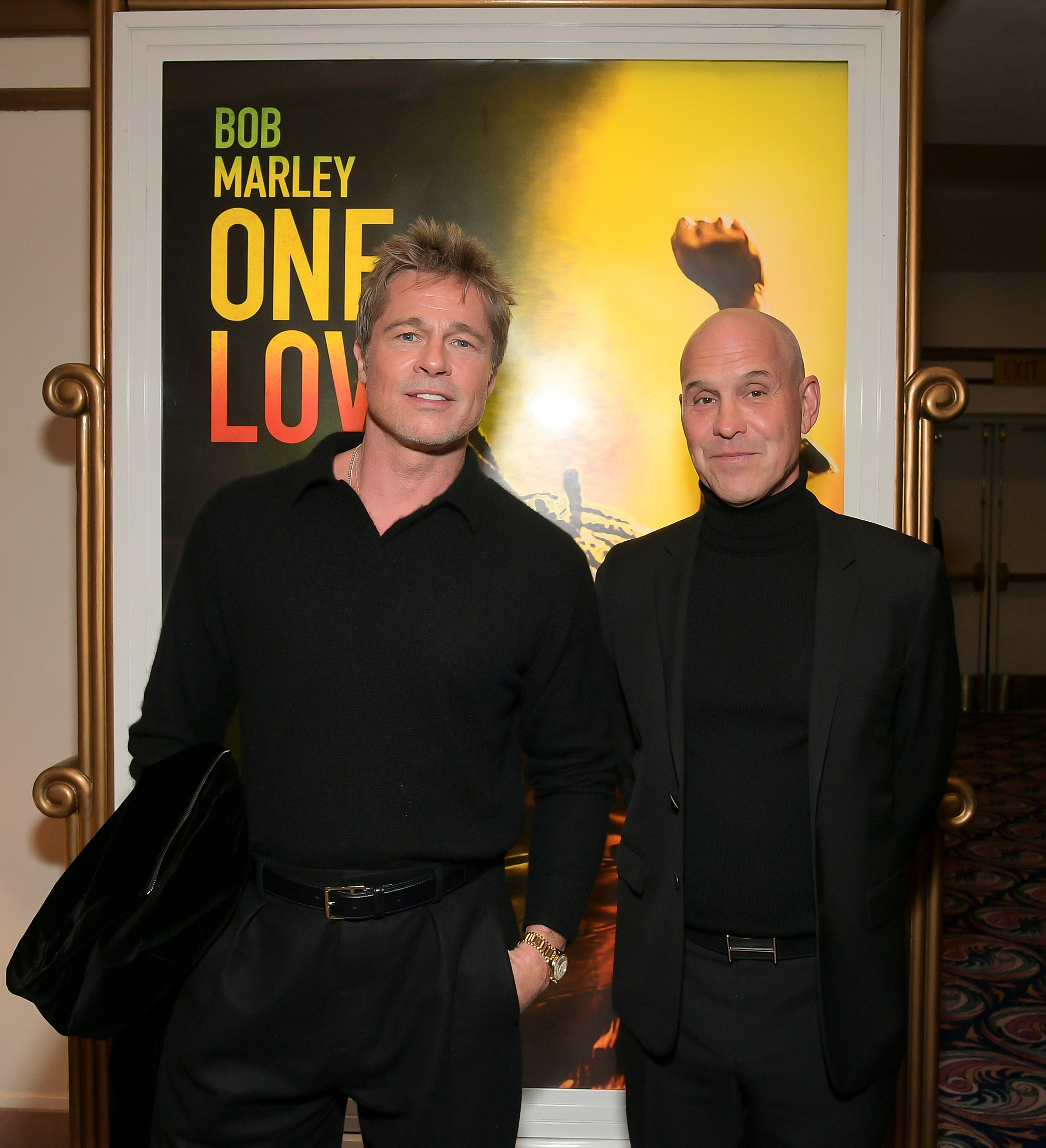 Brad Pitt und Brian Robbins während der Los Angeles Premiere von "Bob Marley: One Love" im Regency Village Theatre am 6. Februar 2024 in Los Angeles, Kalifornien. | Quelle: Getty Images
