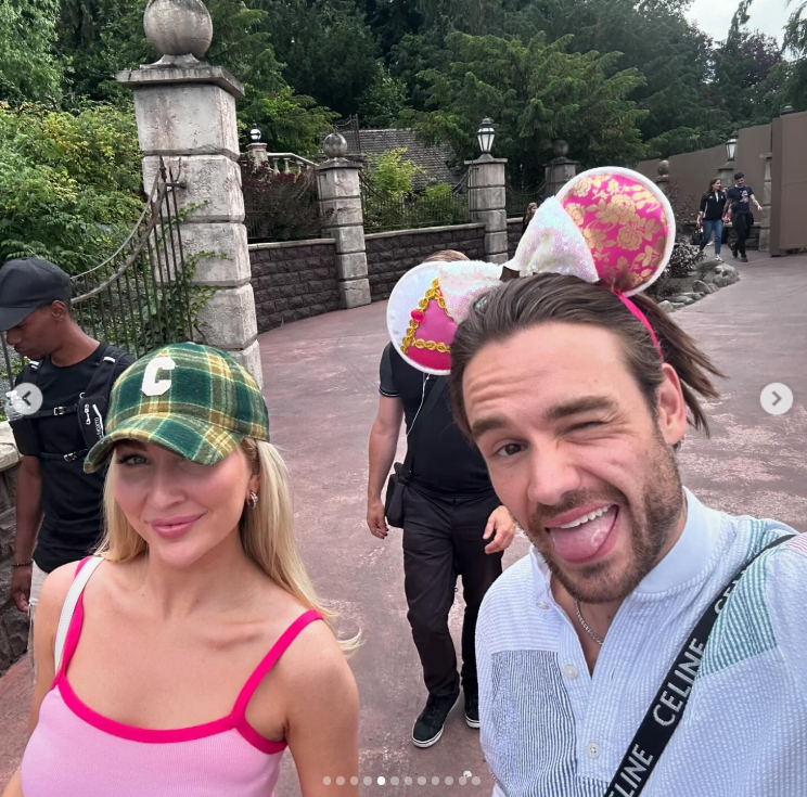 Kate Cassidy und Liam Payne im Disneyland, gepostet am 22. Oktober 2024| Quelle: Instagram.com/kateecass