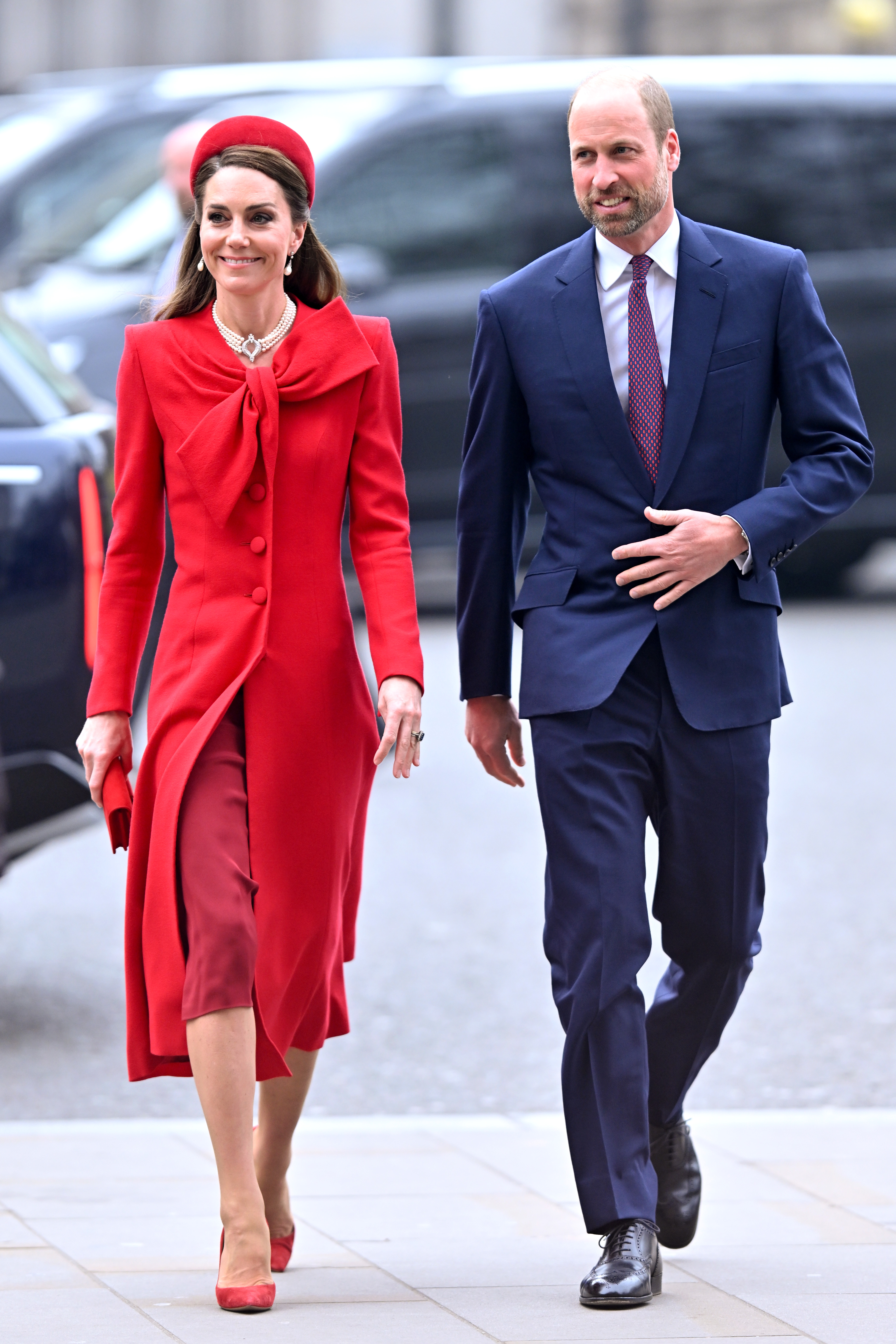 Kate Middleton und Prinz William kommen zu den Feierlichkeiten zum Commonwealth Day am 10. März 2025 in London, England, an | Quelle: Getty Images