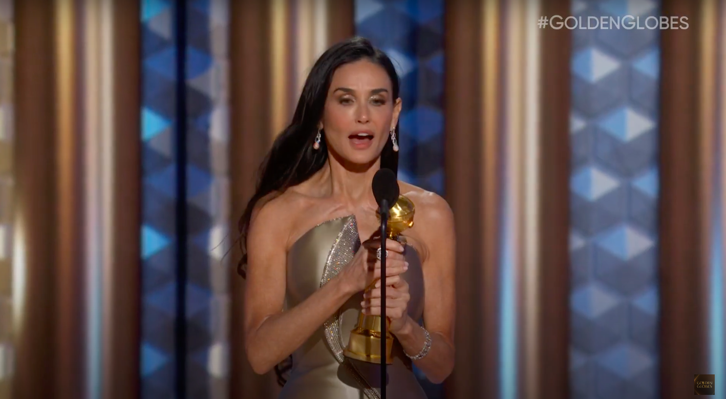 Demi Moore bei ihrer Dankesrede bei den Golden Globes 2025, aufgenommen am 6. Januar 2025. | Quelle: YouTube/Golden Globes