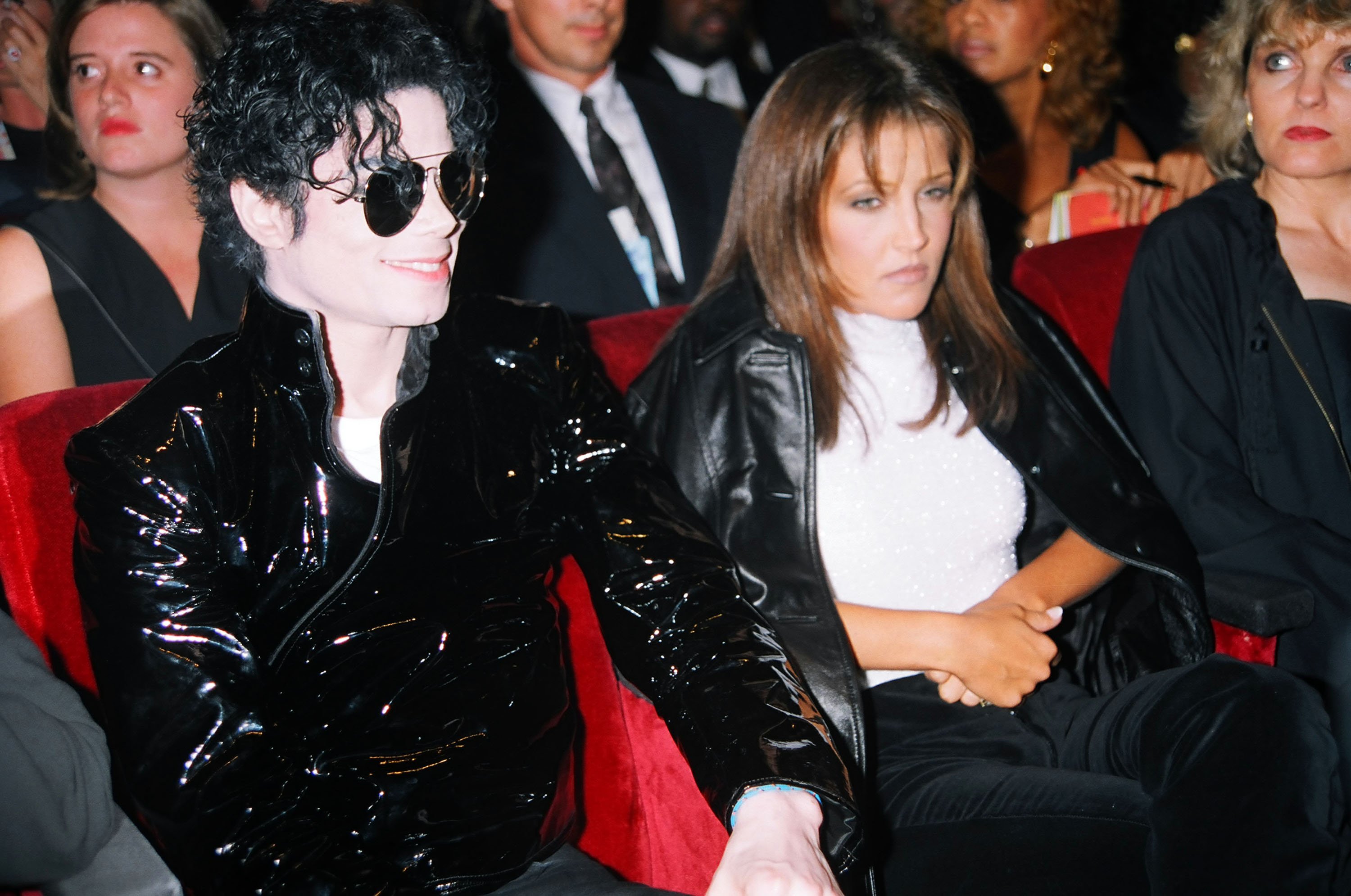 Michael Jackson und Lisa Marie Presley, 1995 | Quelle: Getty Images