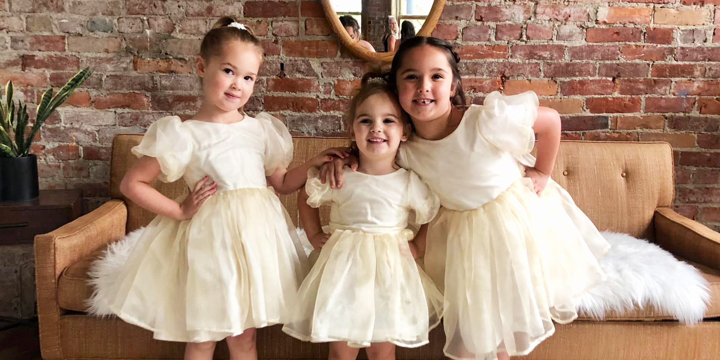 Evelyn, Olivia, und Paityn Decker | Quelle: Facebook/whitney.vanwaveren
