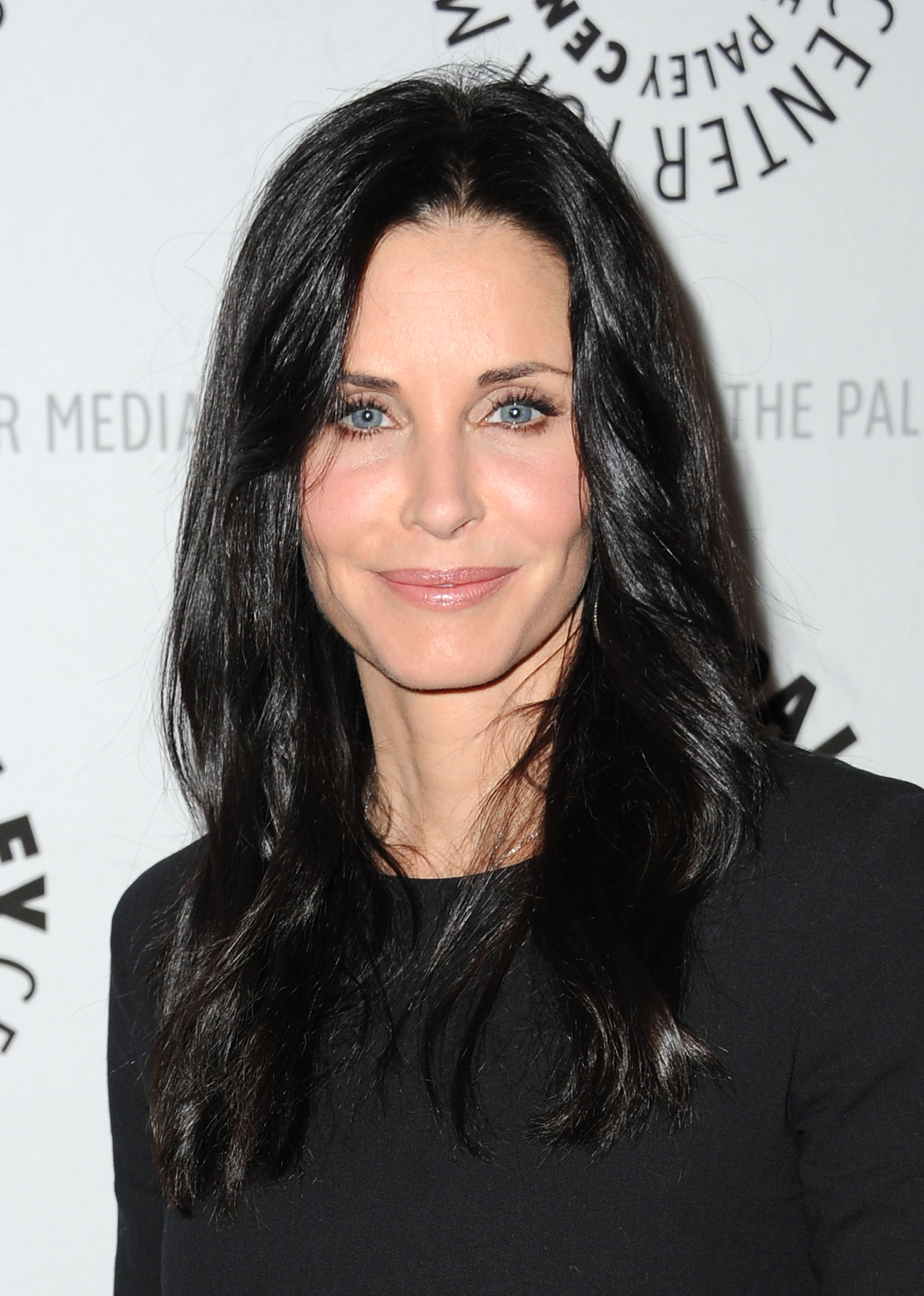 Courteney Cox kommt zur Sondervorführung der Premiere von „Cougar Town“ am 8. Februar 2012 in Beverly Hills, Kalifornien. | Quelle: Getty Images