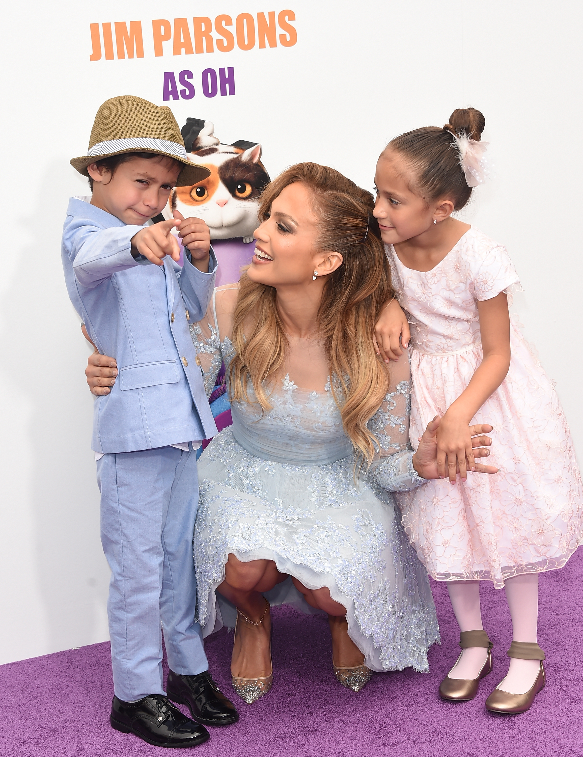 Jennifer Lopez und ihre Kinder, 2015 | Quelle: Getty Images