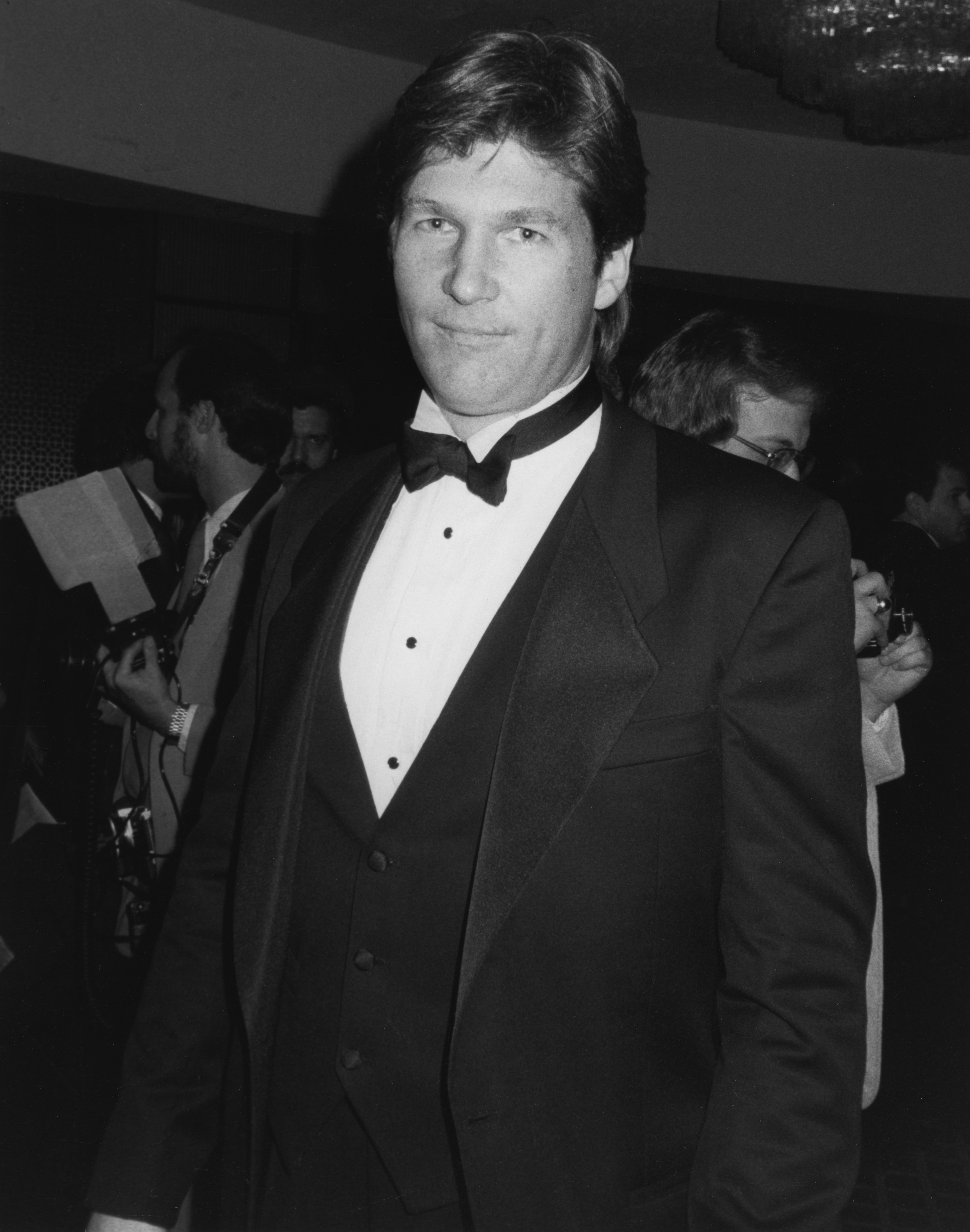 Der Filmstar besucht den 29. jährlichen Thalians Ball, der am 3. November 1984 in Los Angeles, Kalifornien, stattfindet. | Quelle: Getty Images