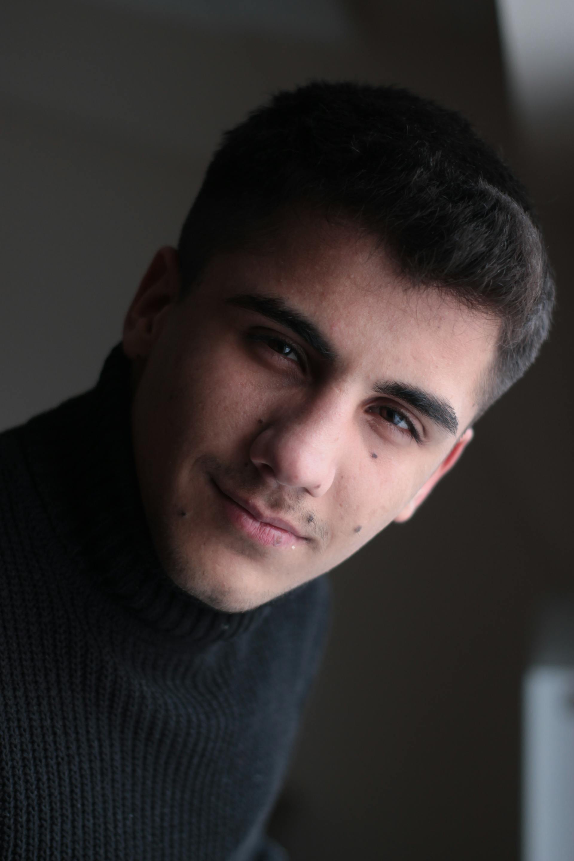 Uśmiechnięty mężczyzna | Źródło: Pexels