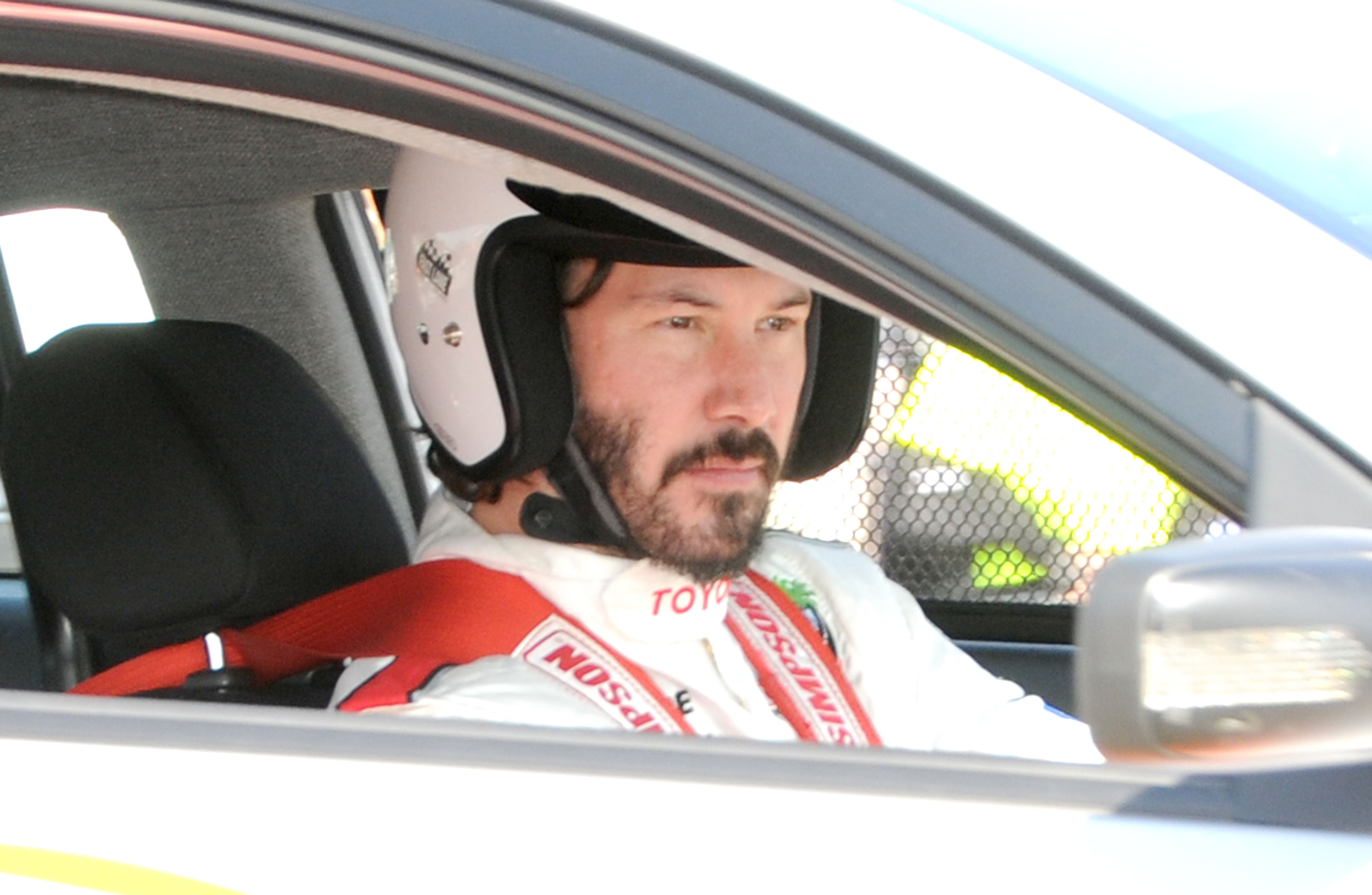 Keanu Reeves beim Toyota Grand Prix von Long Beach in Kalifornien, am 16. April 2010 | Quelle: Getty Images