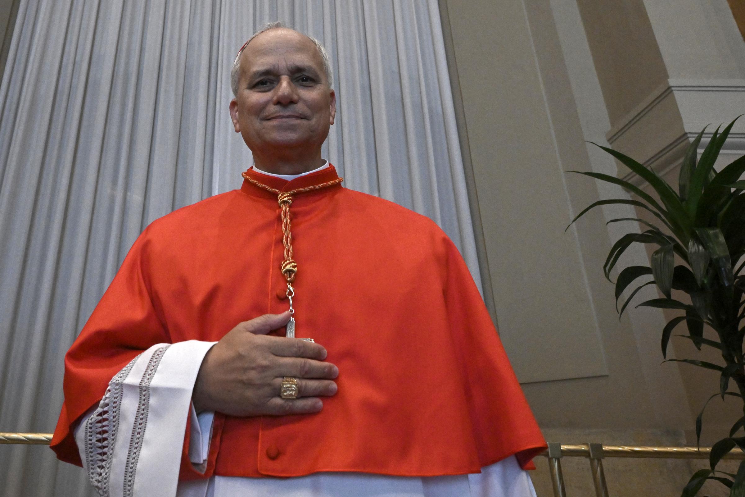 Papst Leo empfängt nach einem Konsistorium zur Ernennung von 21 neuen Kardinälen in der Vatikanstadt Verwandte zu einem Höflichkeitsbesuch. | Quelle: Getty Images