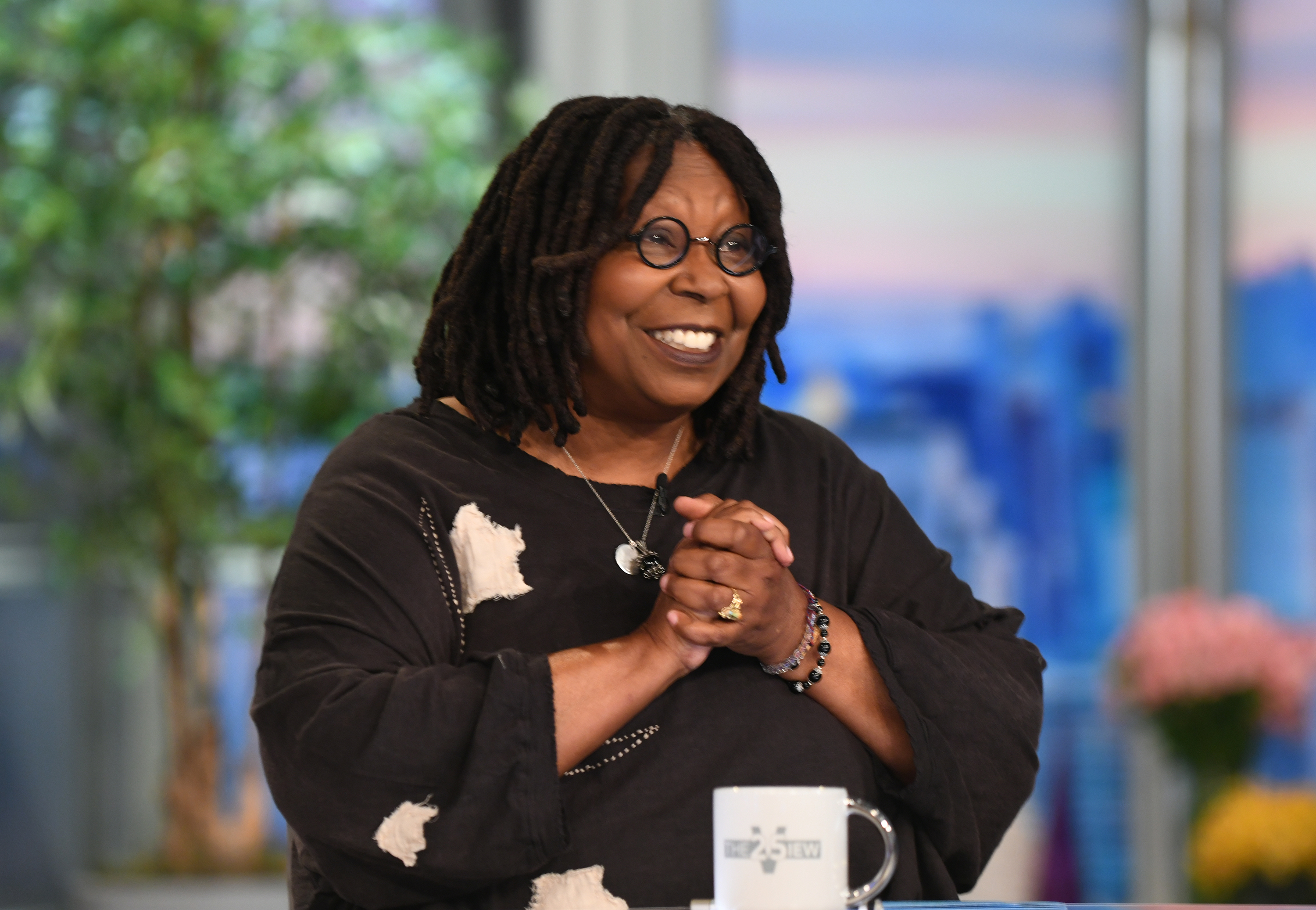 Whoopi Goldberg ist Co-Moderatorin bei "The View" am 14. September 2021 | Quelle: Getty Images