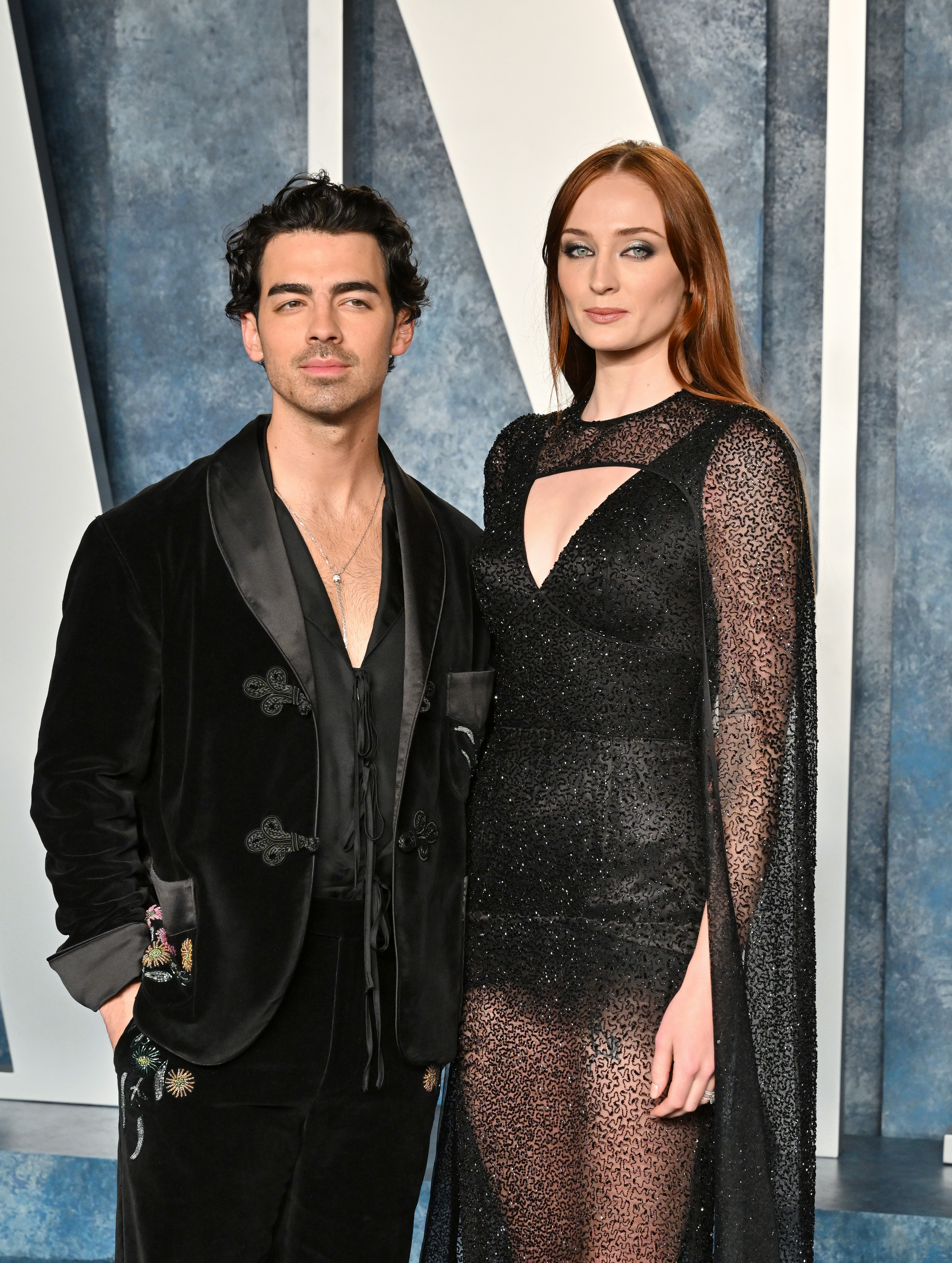 Joe Jonas und Sophie Turner auf der Vanity Fair Oscar Party 2023, die von Radhika Jones am 12. März 2023 in Beverly Hills, Kalifornien, veranstaltet wird. | Quelle: Getty Images