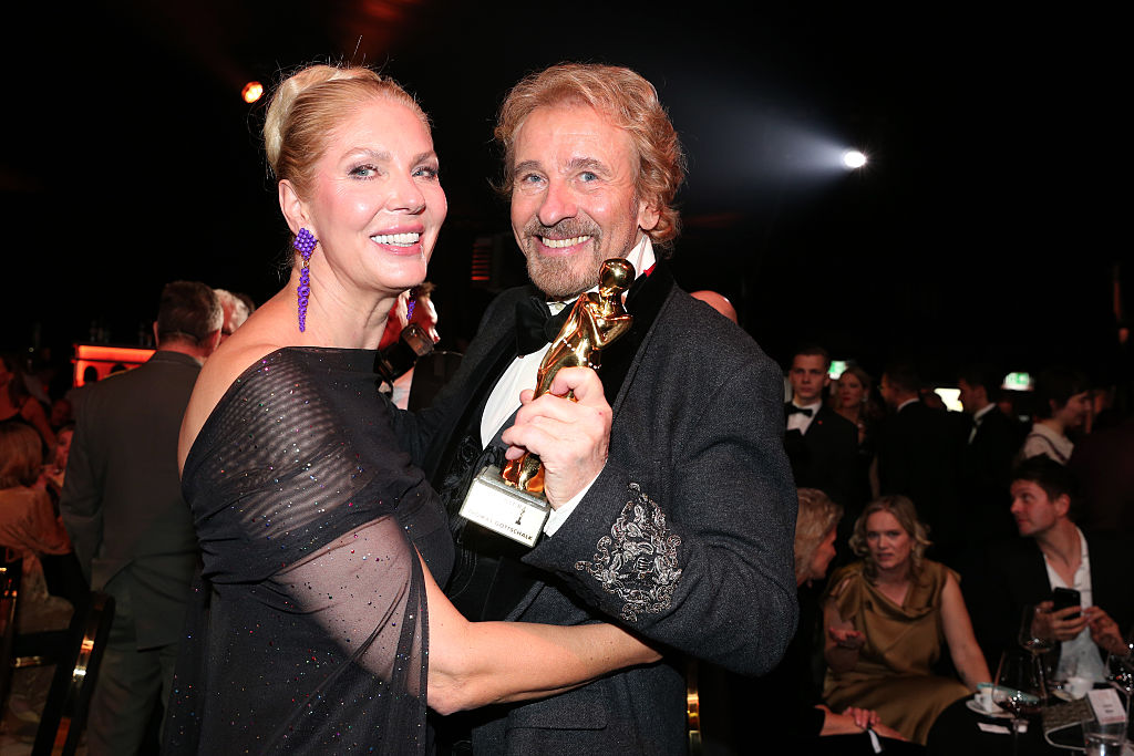 Karina Gottschalk und Thomas Gottschalk während der Romy Awards 2025 im Schloss Kaps am 28. November 2025 in Kitzbühel, Österreich | Quelle: Getty Images