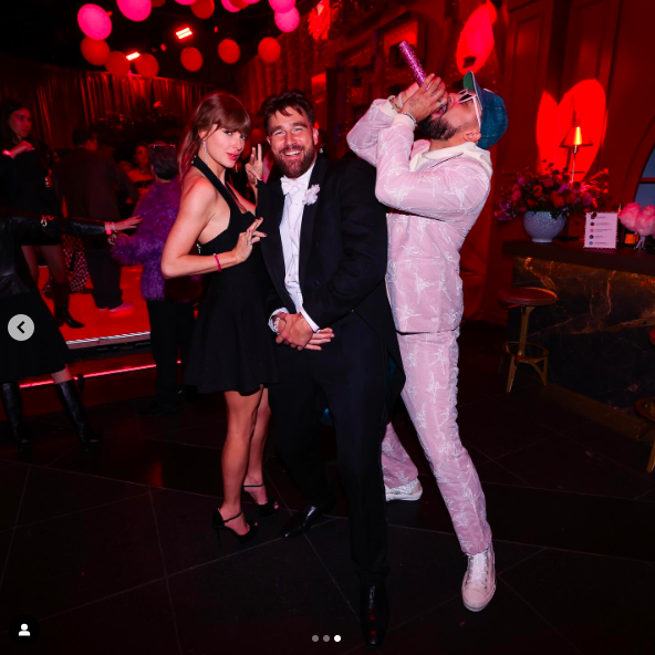 Taylor Swift, Travis Kelce und Ross Travis. | Quelle: Instagram/bosstravis43