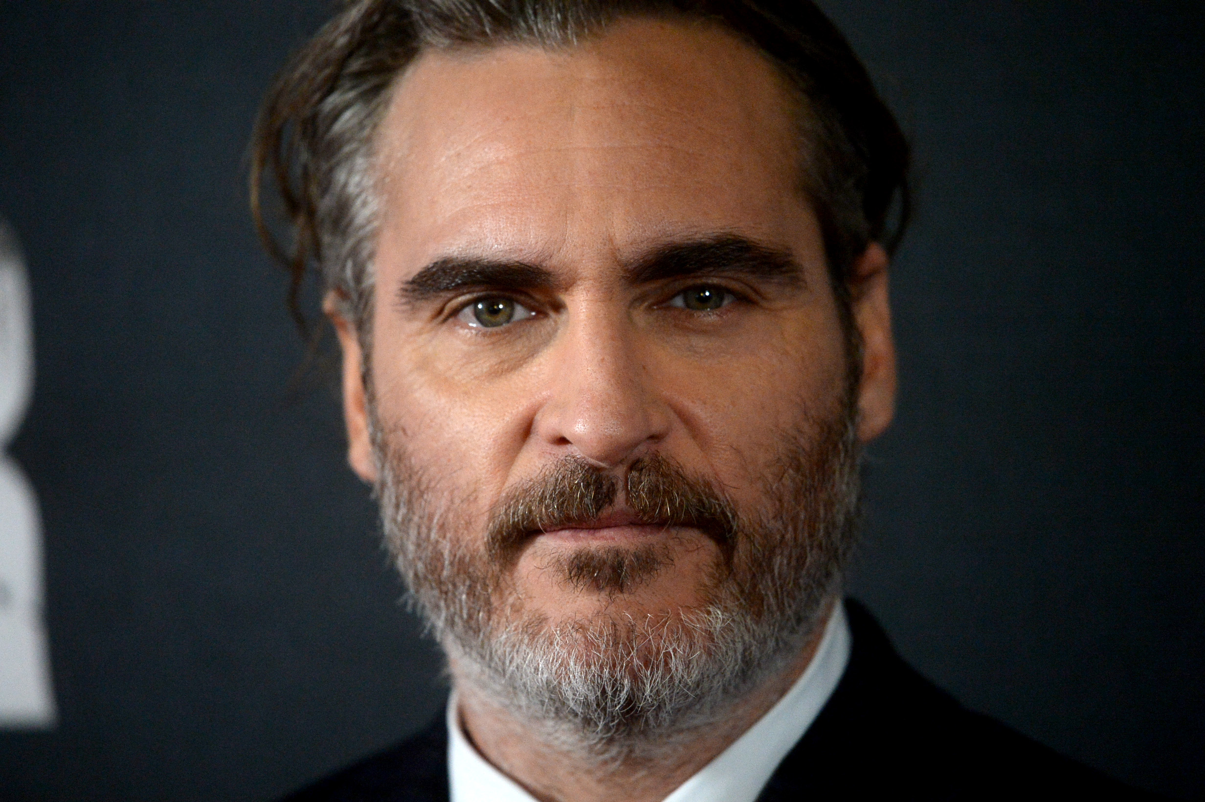 Joaquin Phoenix besucht eine Sondervorführung von "Joker" am 25. September 2019 in London, England. | Quelle: Getty Images