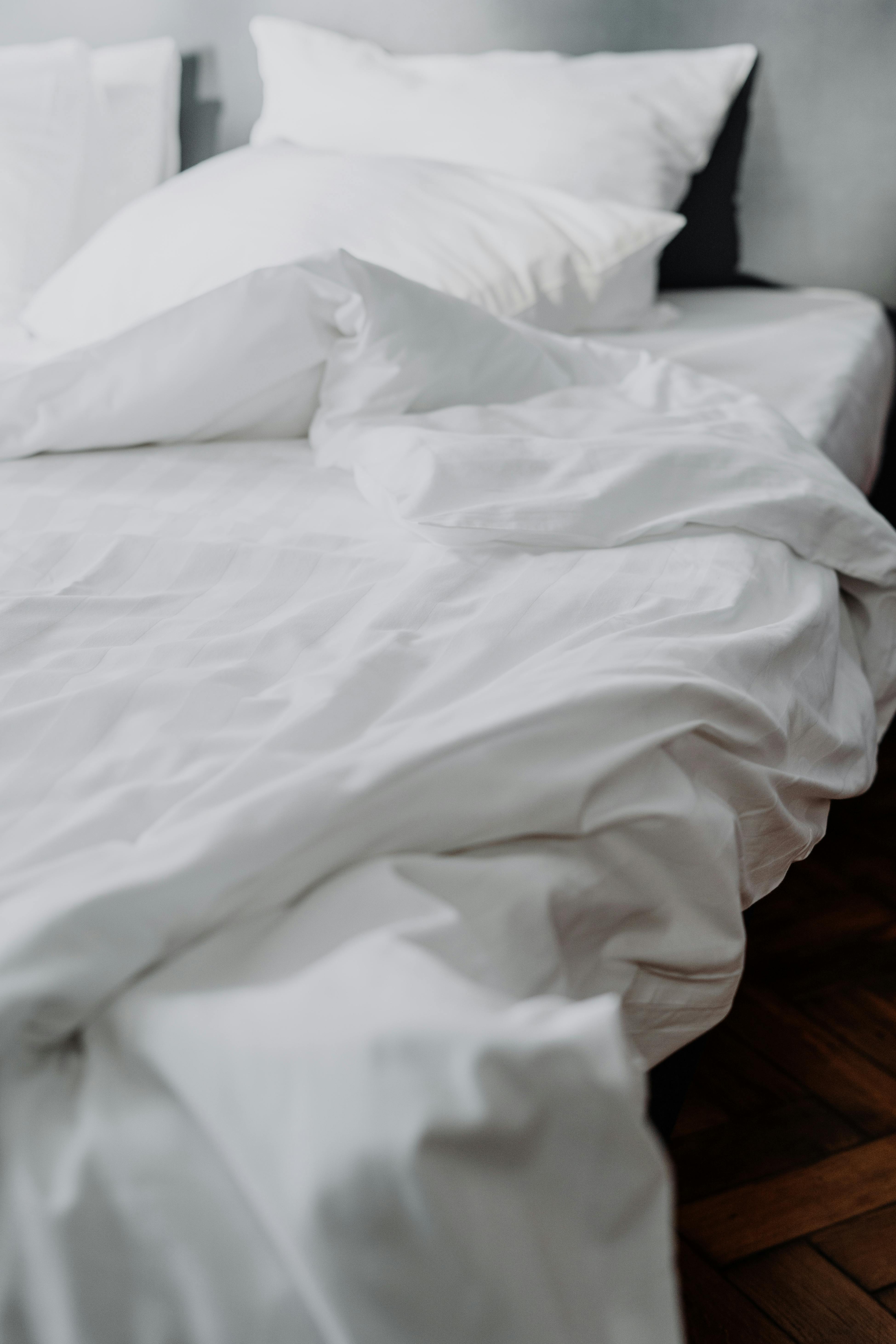 Ein ungemachtes Bett | Quelle: Pexels