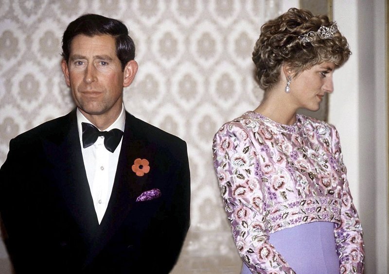 Prinz Charles und Prinzessin Diana am 3. November 1992 in Südkorea | Quelle: Getty Images